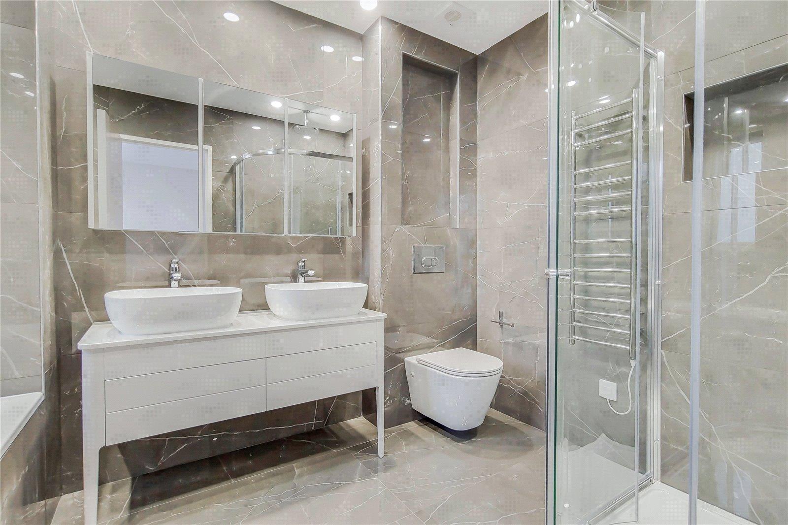 6 bedroom Semi-Detached House to rent - Martyn Gerrard