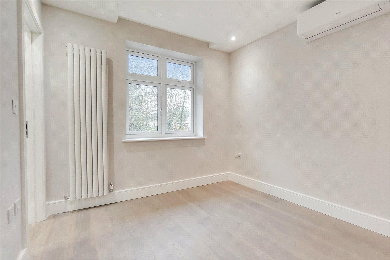 6 bedroom Semi-Detached House to rent - Martyn Gerrard