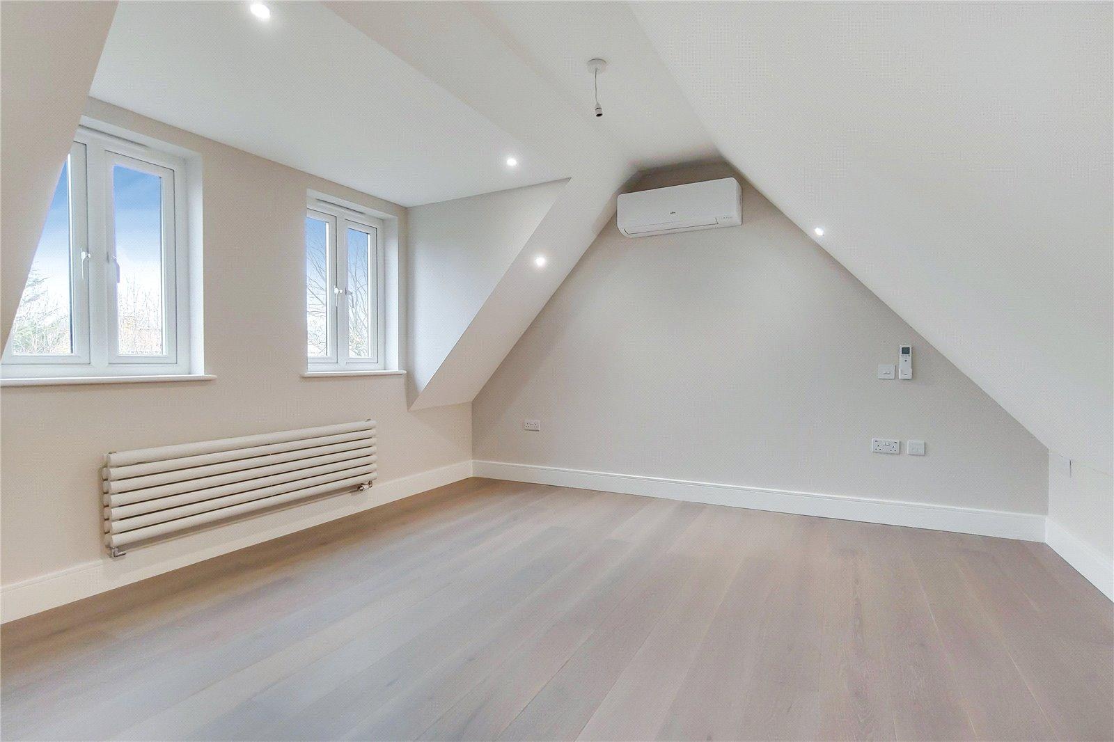 6 bedroom Semi-Detached House to rent - Martyn Gerrard