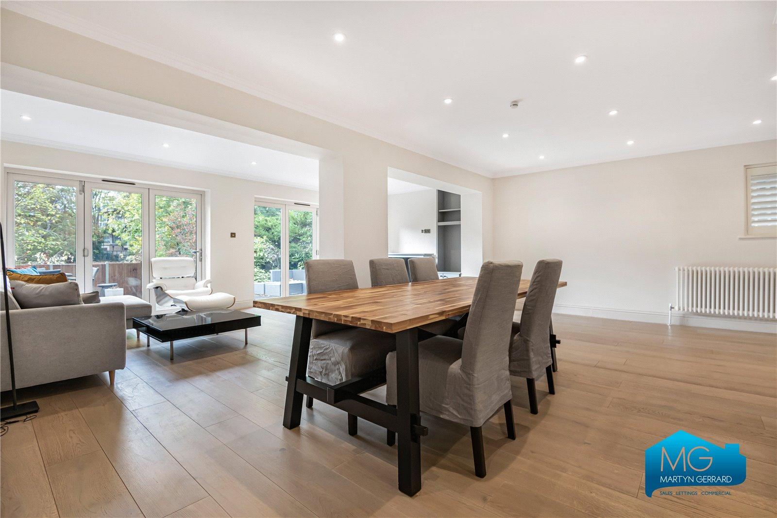 4 bedroom Detached House to rent - Martyn Gerrard