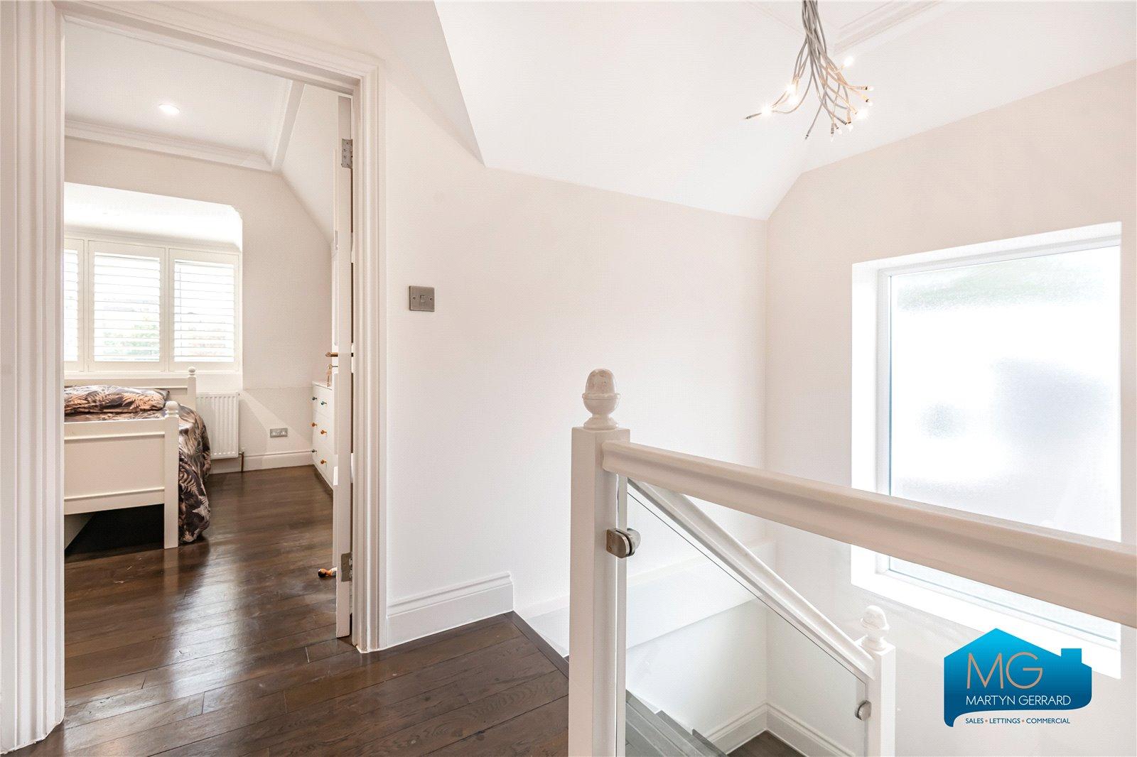 4 bedroom Detached House to rent - Martyn Gerrard