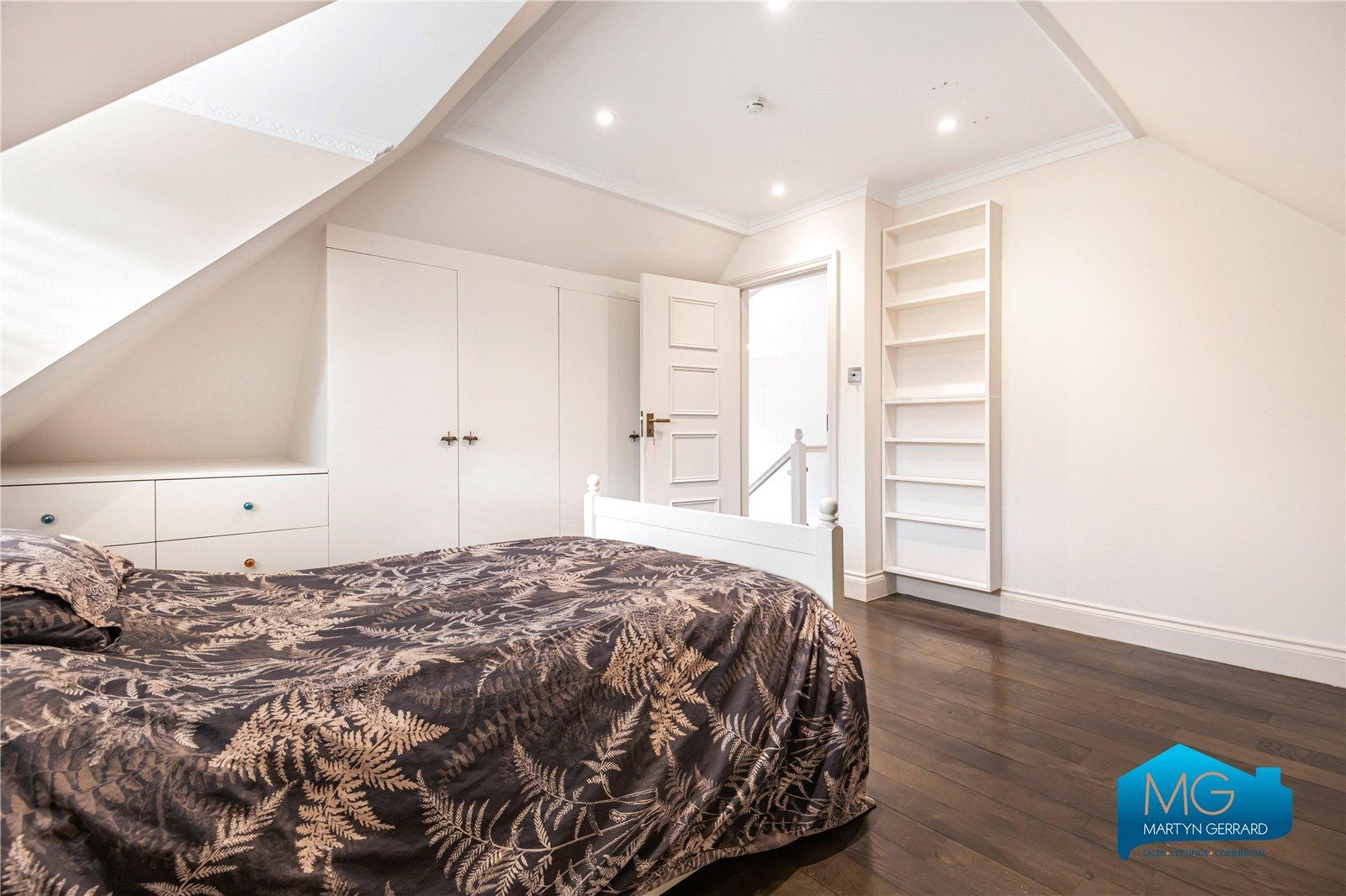 4 bedroom Detached House to rent - Martyn Gerrard