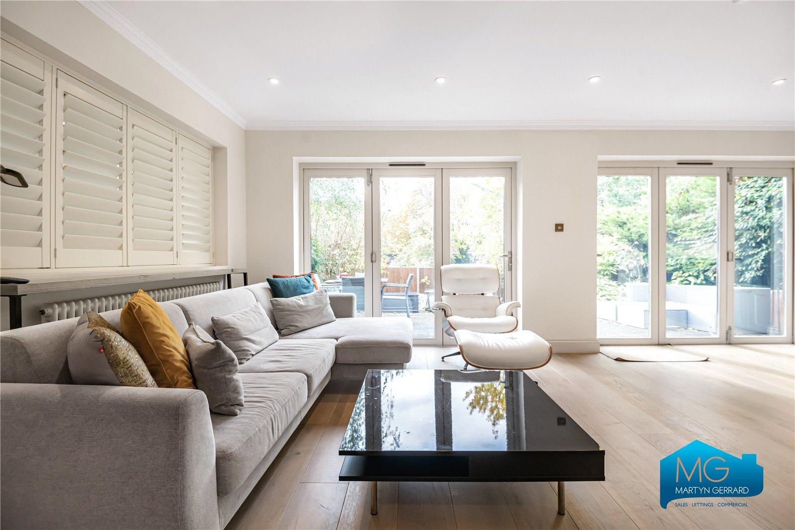 4 bedroom Detached House to rent - Martyn Gerrard