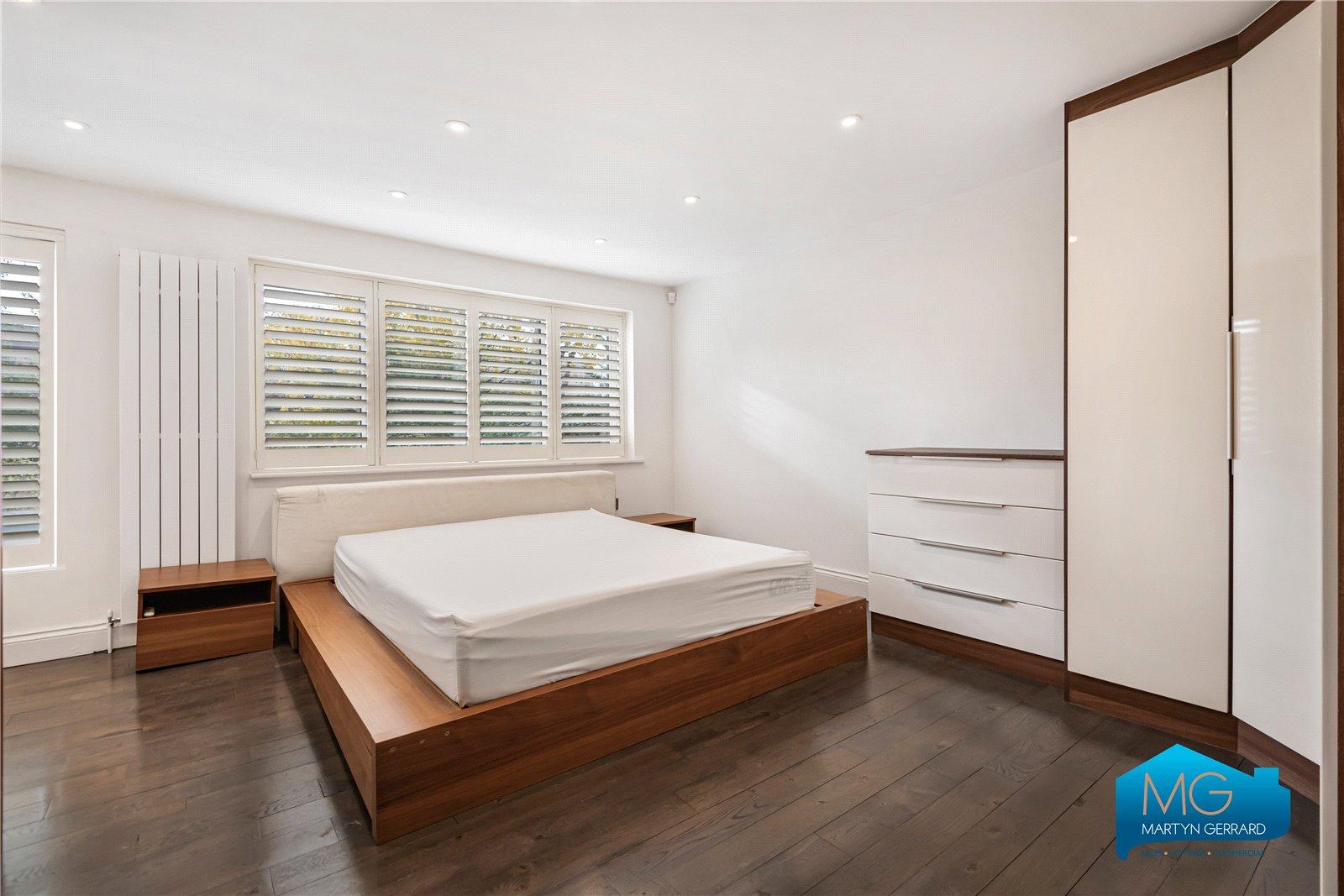 4 bedroom Detached House to rent - Martyn Gerrard