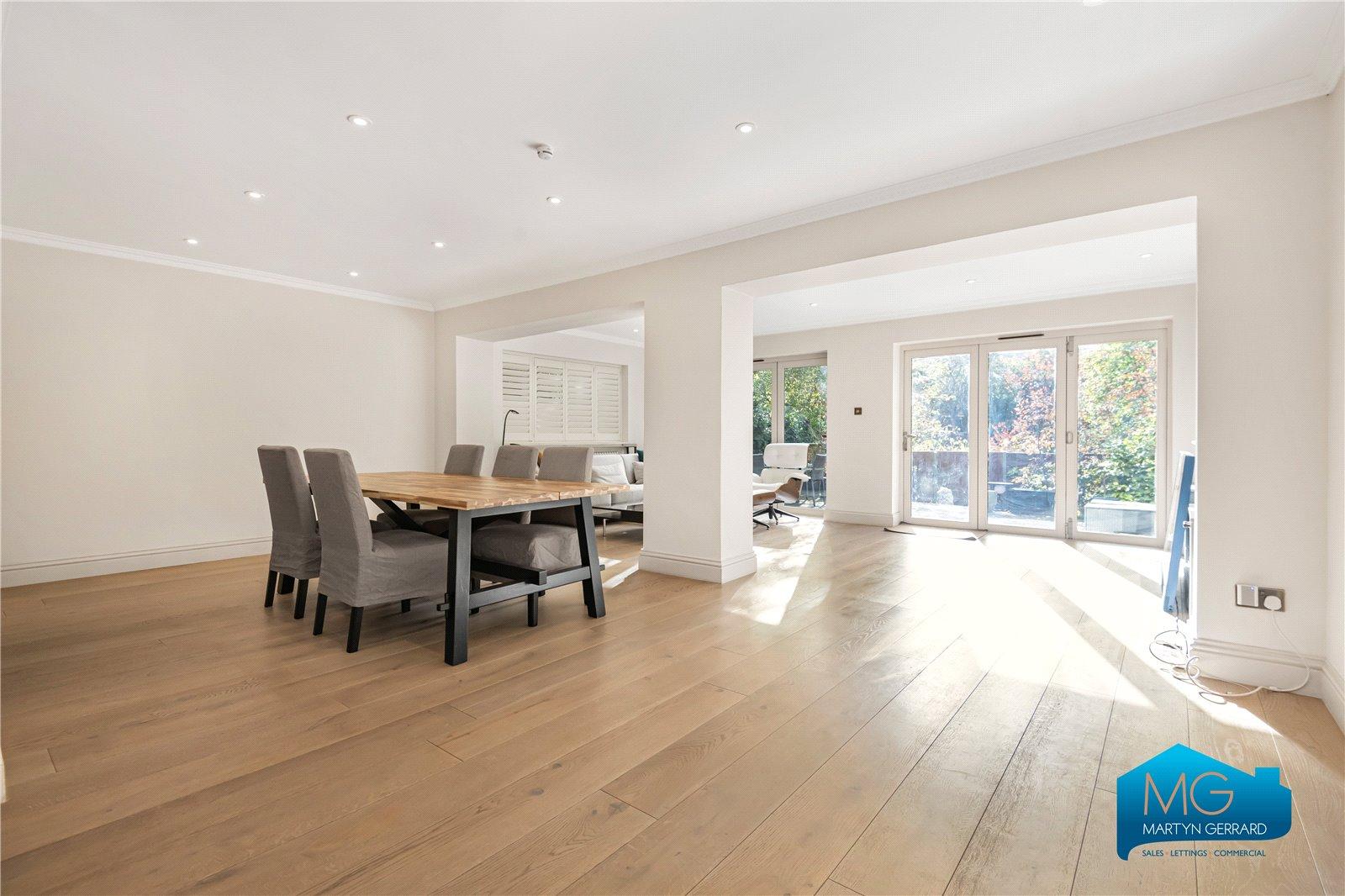 4 bedroom Detached House to rent - Martyn Gerrard