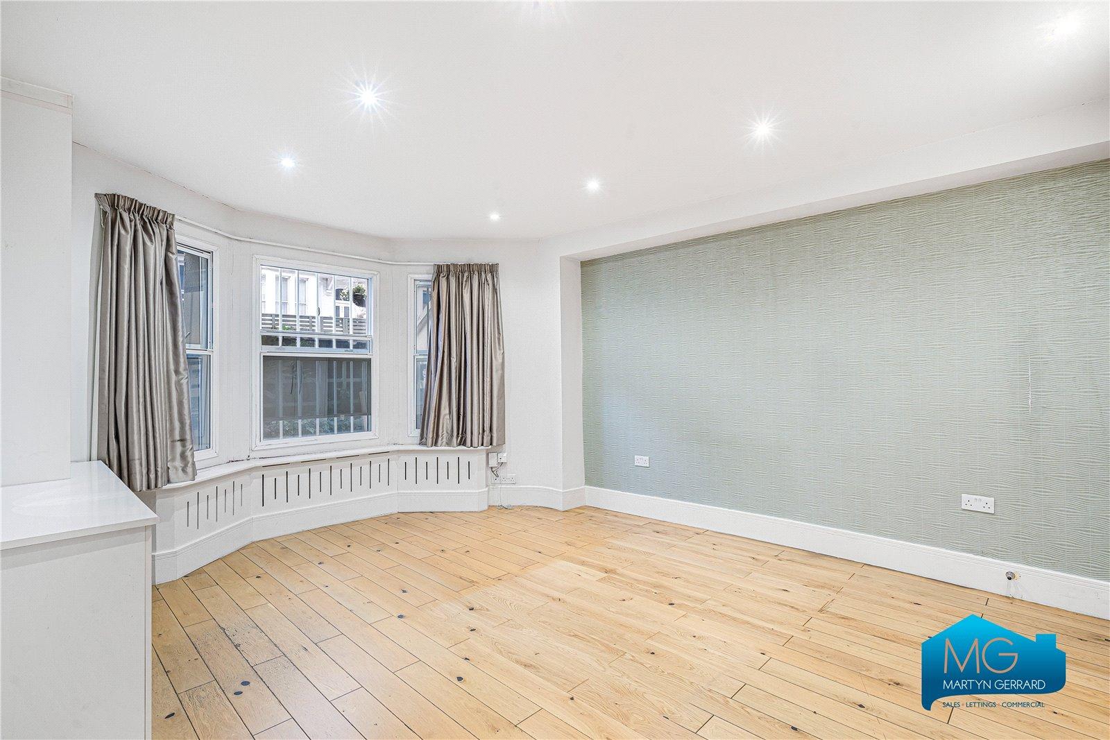 2 bedroom Maisonette to rent - Martyn Gerrard
