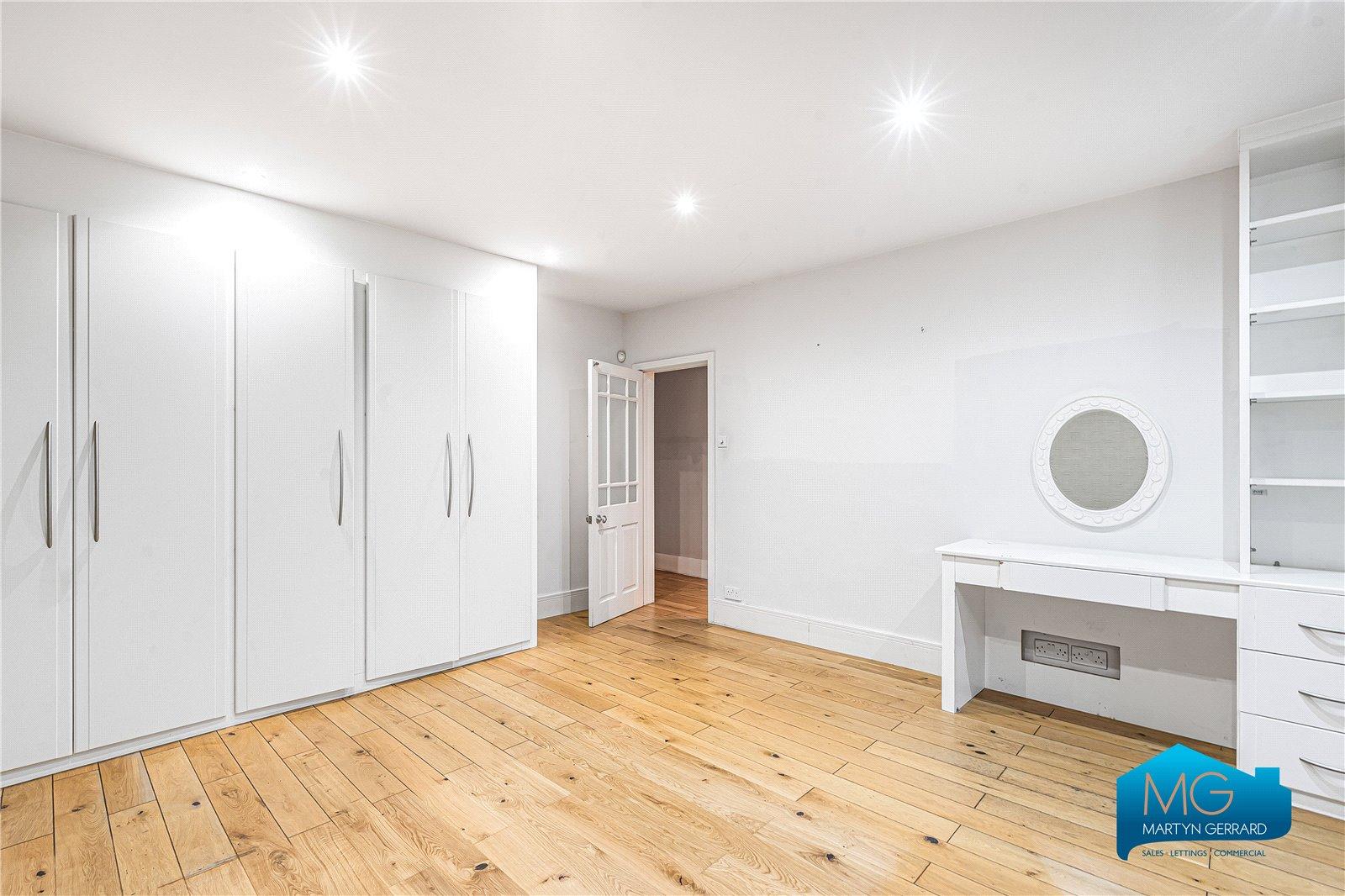2 bedroom Maisonette to rent - Martyn Gerrard