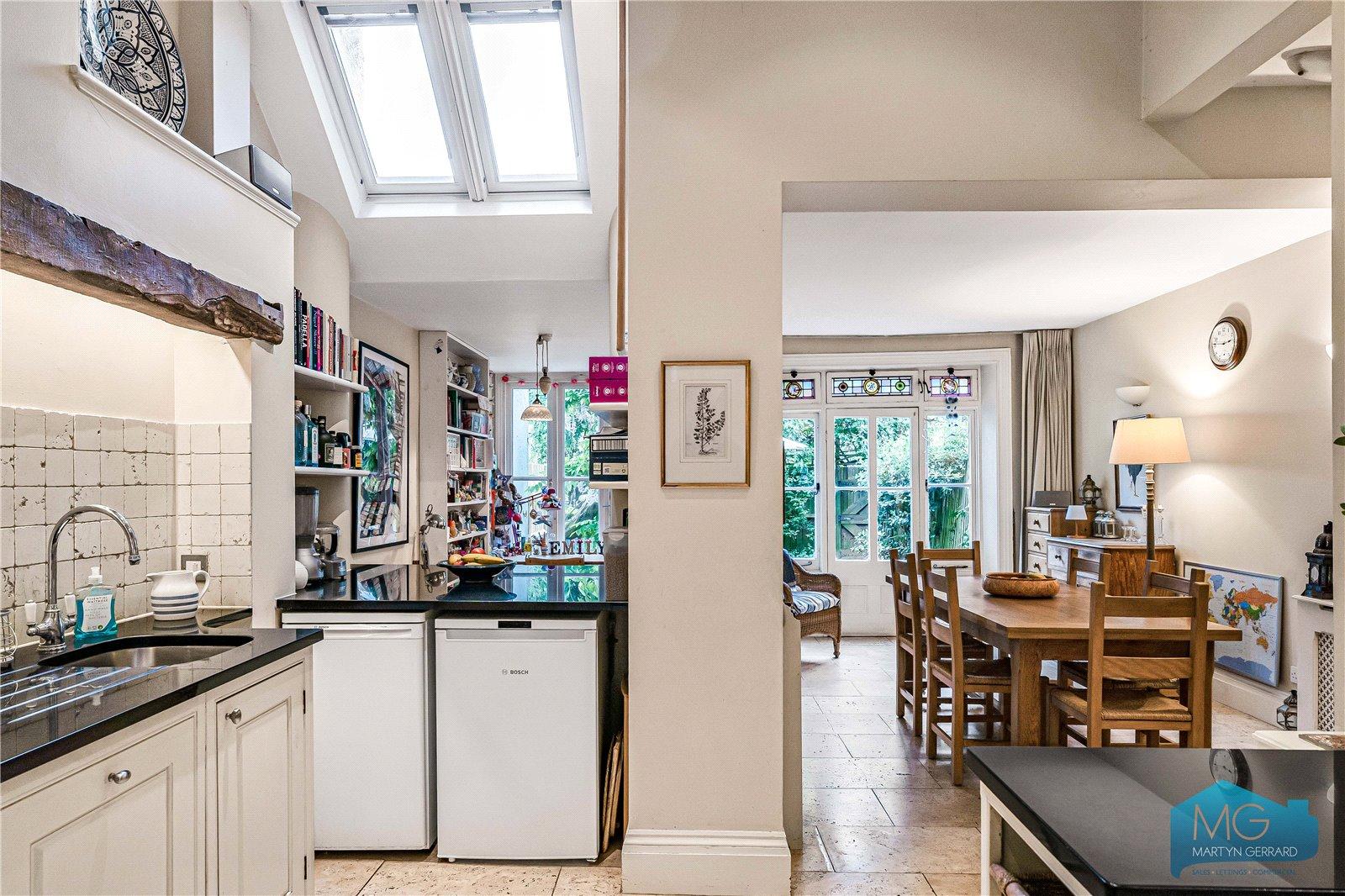 4 bedroom Terraced House for sale - Martyn Gerrard