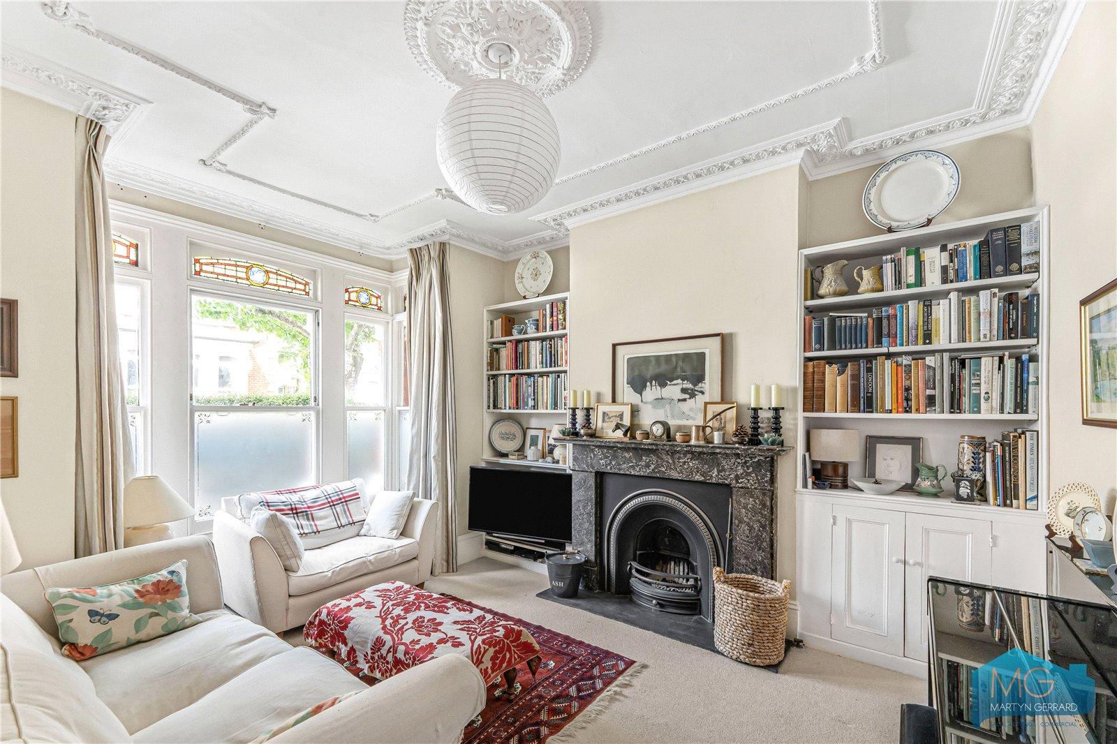4 bedroom Terraced House for sale - Martyn Gerrard