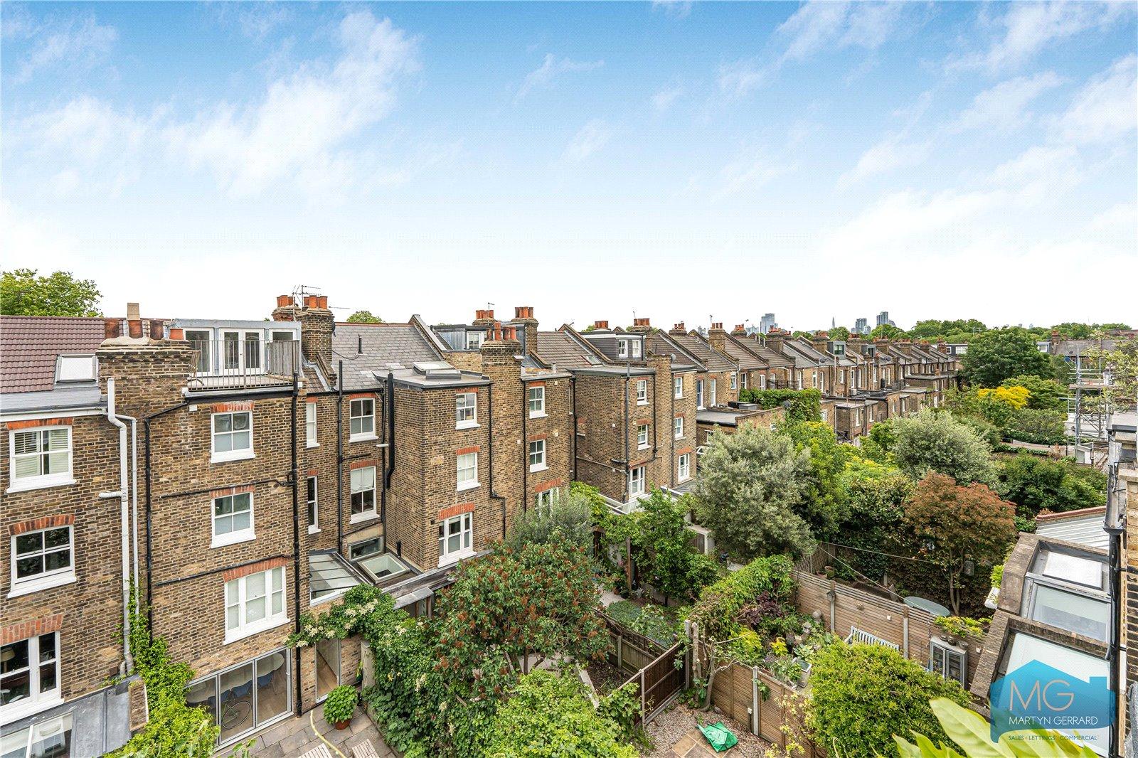 4 bedroom Terraced House for sale - Martyn Gerrard