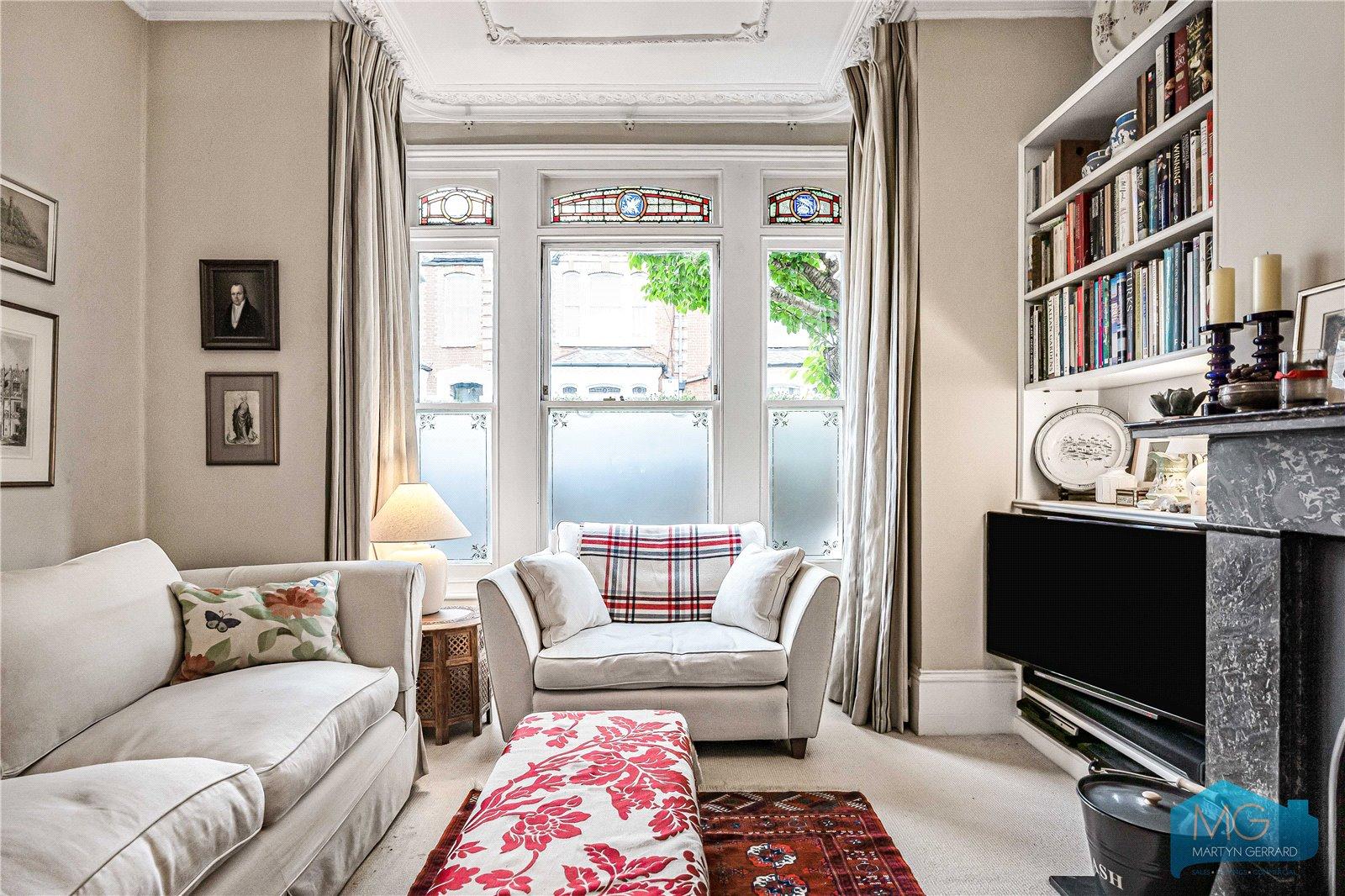 4 bedroom Terraced House for sale - Martyn Gerrard