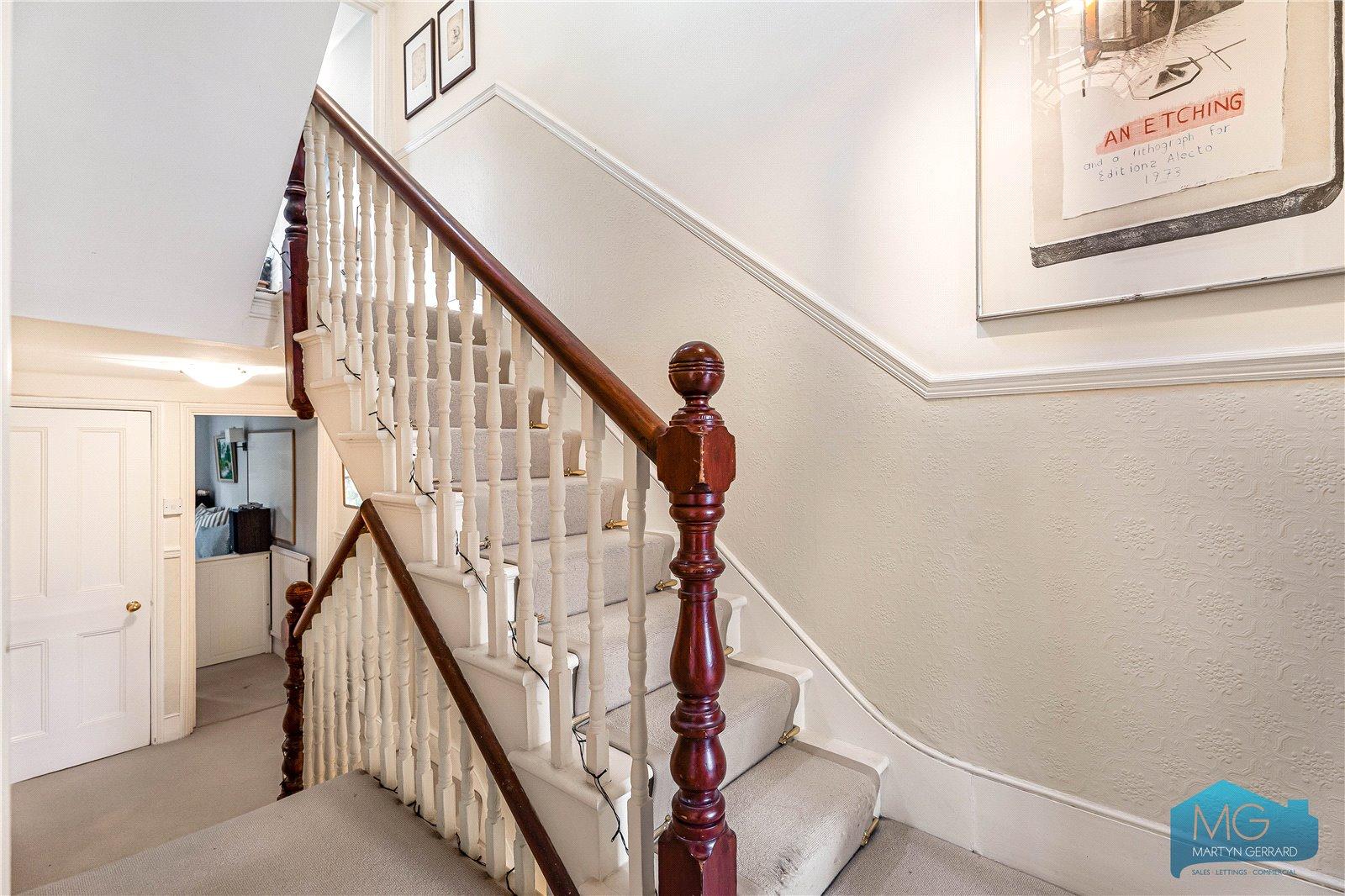 4 bedroom Terraced House for sale - Martyn Gerrard
