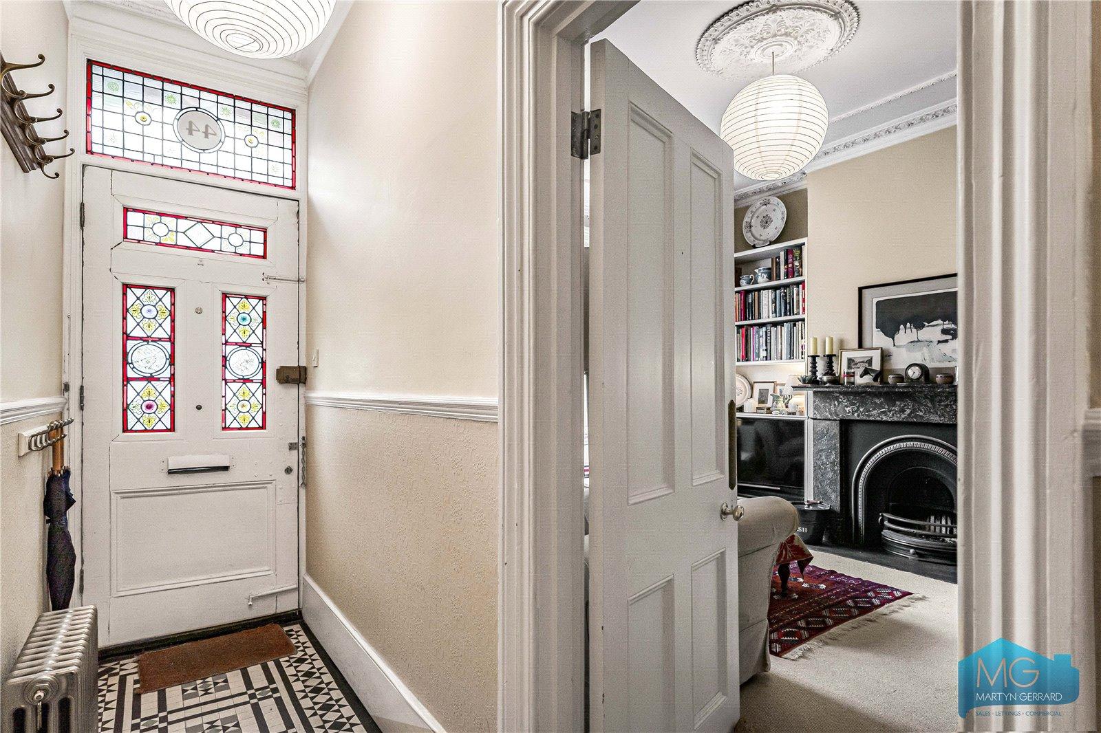 4 bedroom Terraced House for sale - Martyn Gerrard