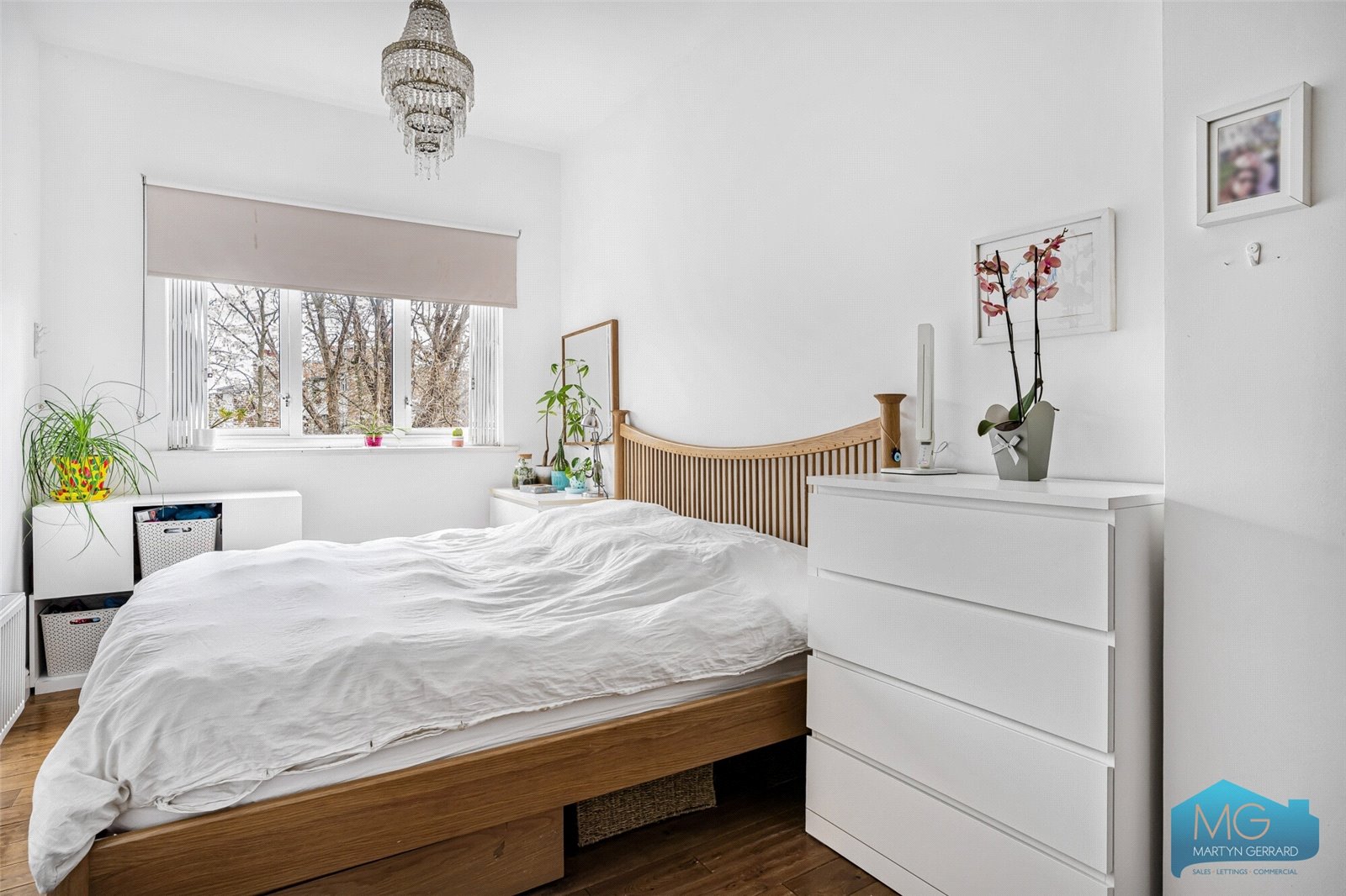 3 bedroom Apartment for sale - Martyn Gerrard