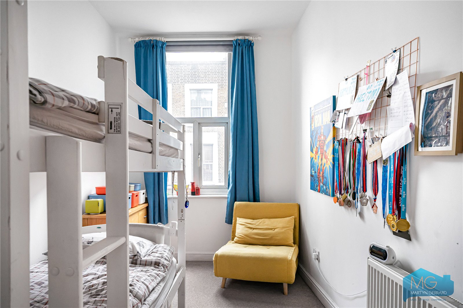 3 bedroom Apartment for sale - Martyn Gerrard