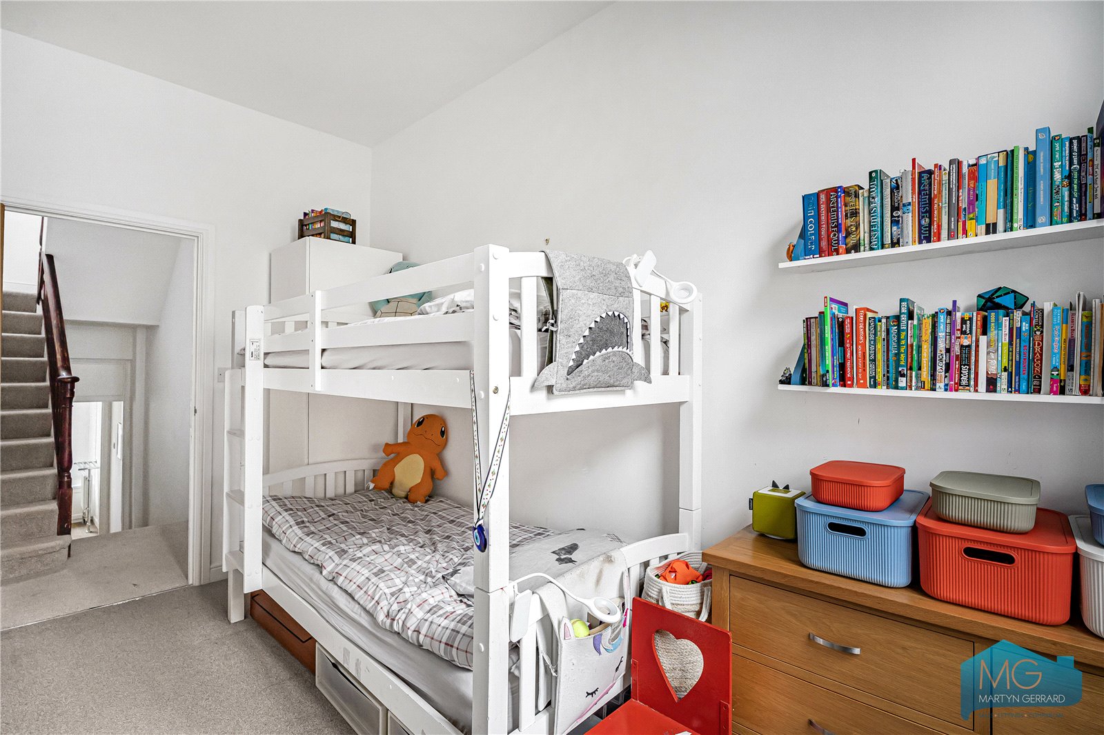 3 bedroom Apartment for sale - Martyn Gerrard