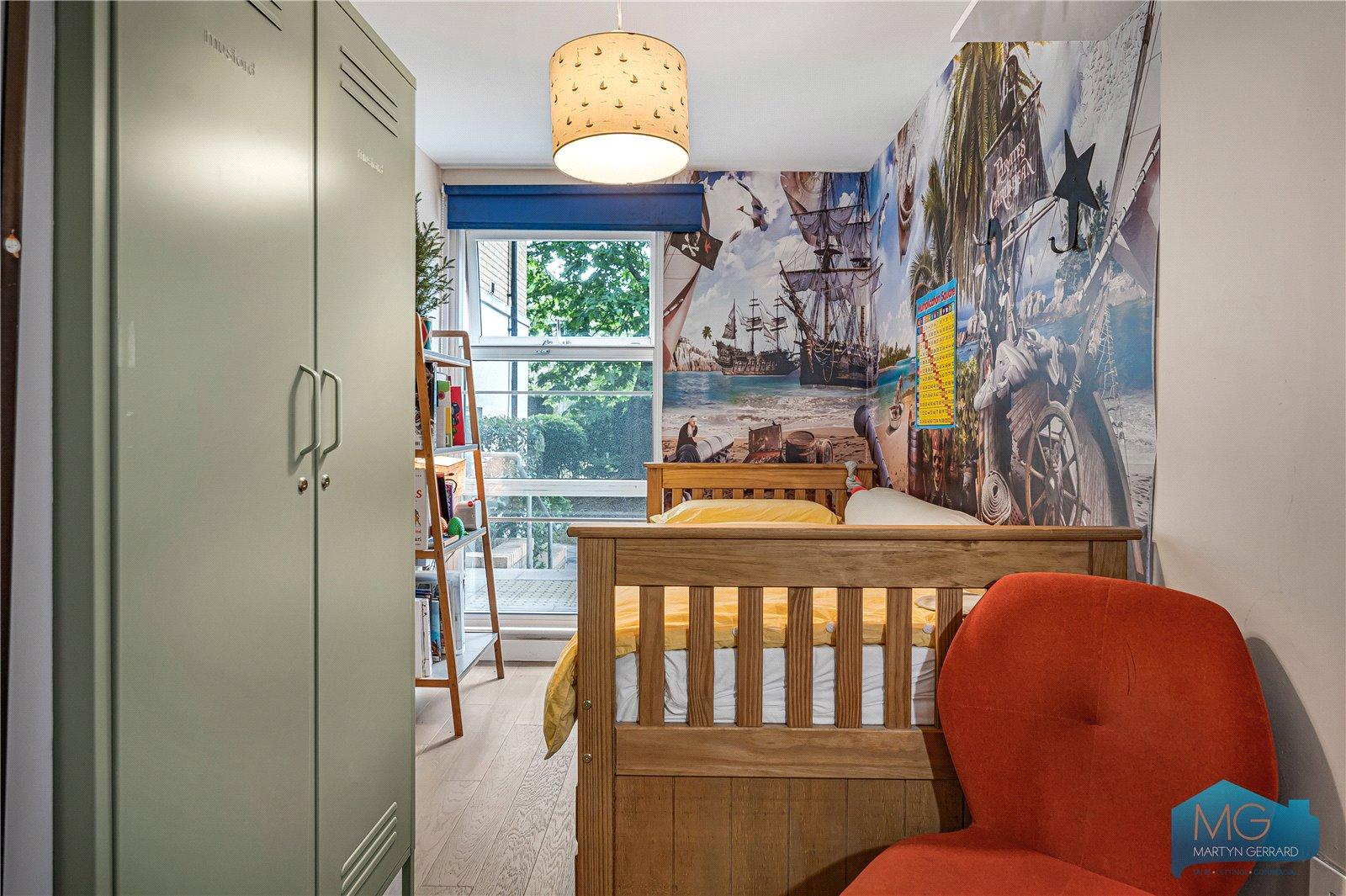 2 bedroom Apartment for sale - Martyn Gerrard