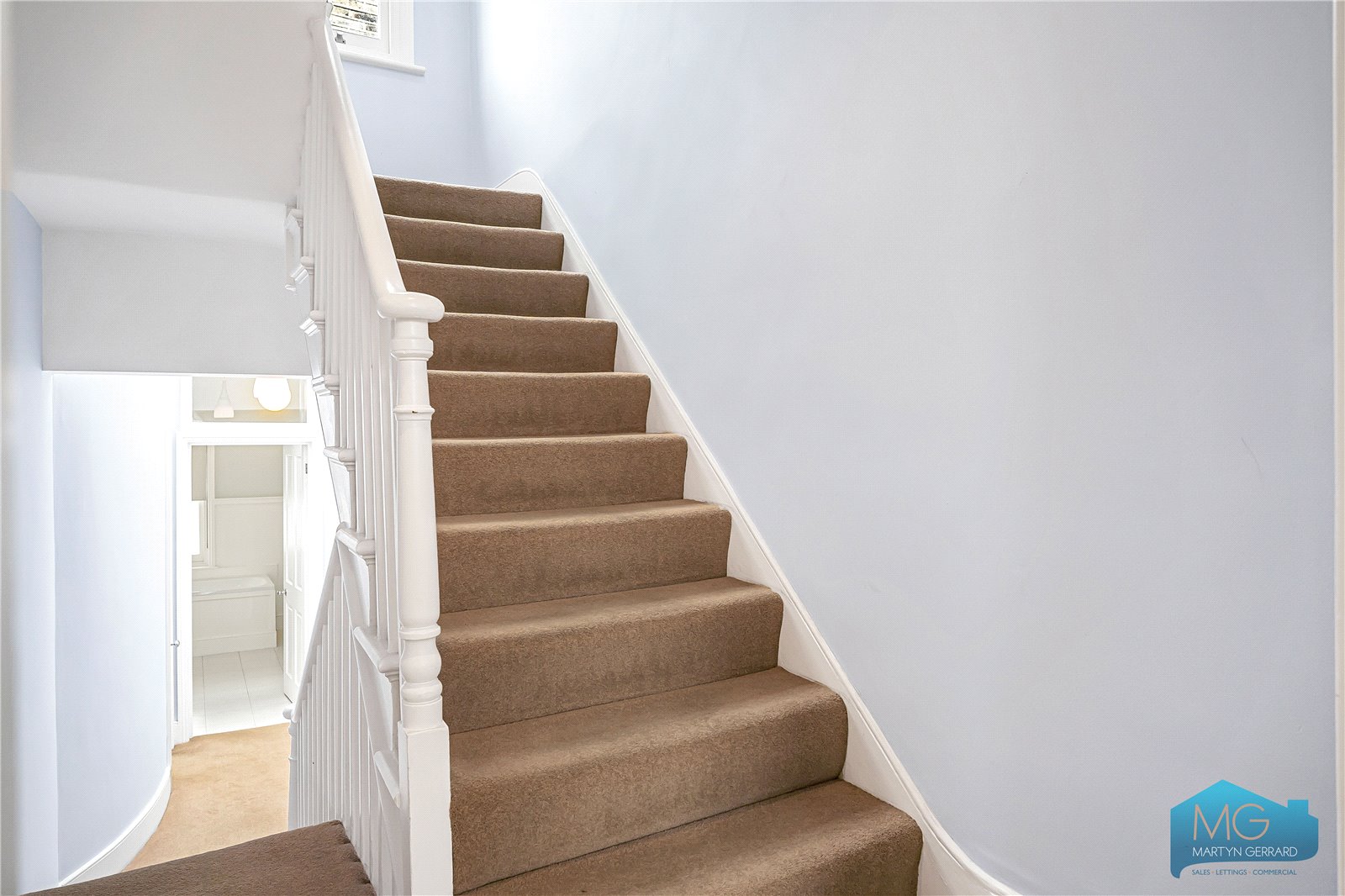 4 bedroom Terraced House for sale - Martyn Gerrard