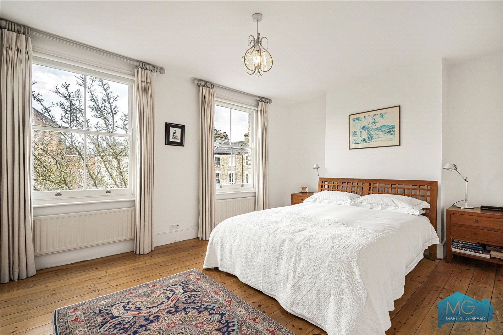 4 bedroom Terraced House for sale - Martyn Gerrard