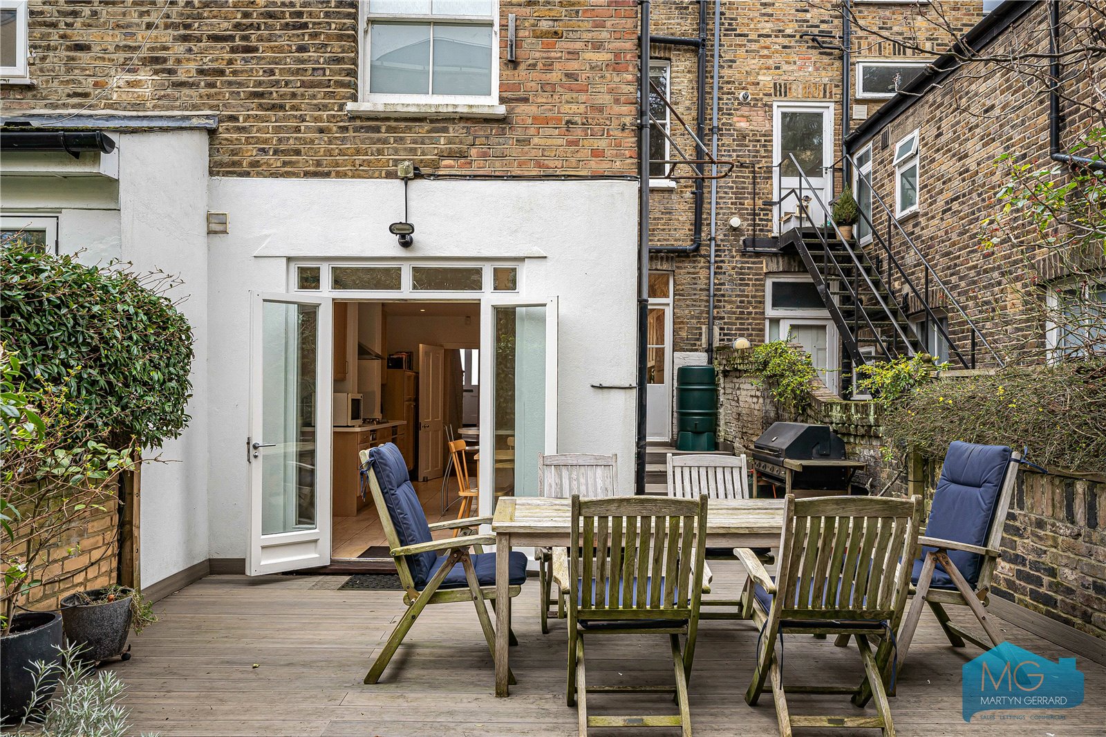 4 bedroom Terraced House for sale - Martyn Gerrard