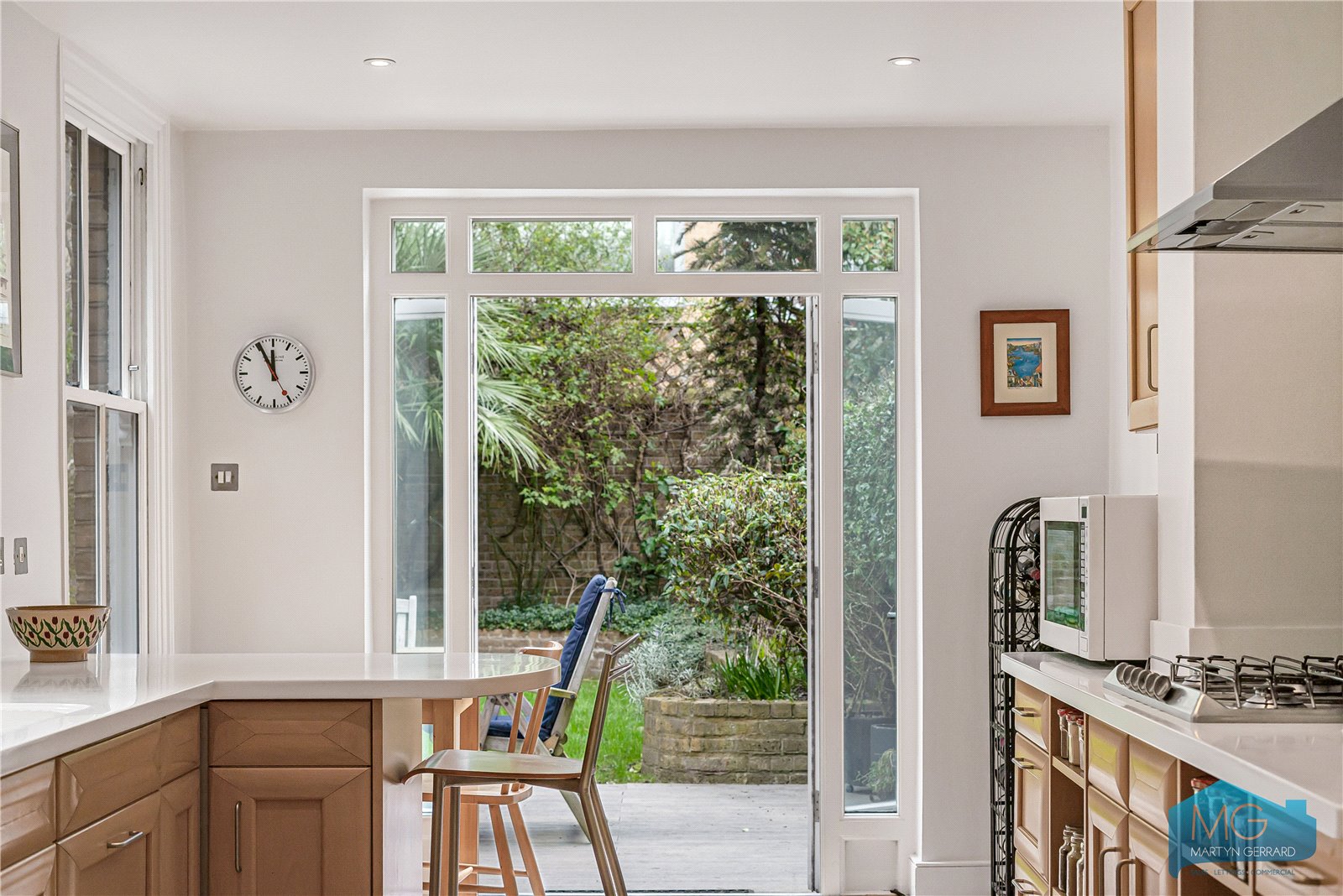4 bedroom Terraced House for sale - Martyn Gerrard