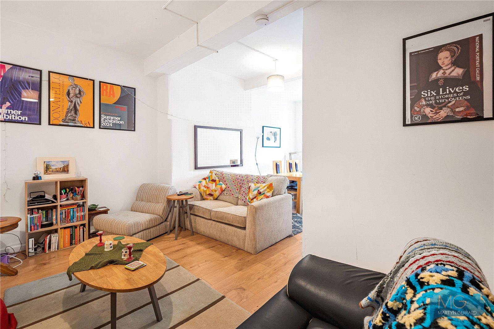 3 bedroom Ground Floor Flat for sale - Martyn Gerrard