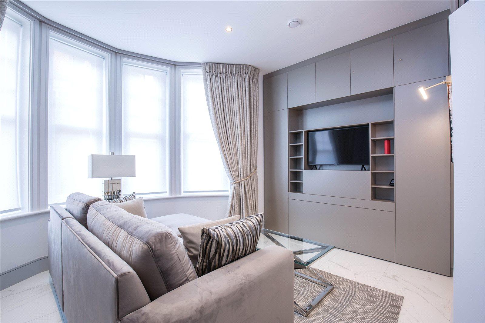 1 bedroom Apartment to rent - Martyn Gerrard