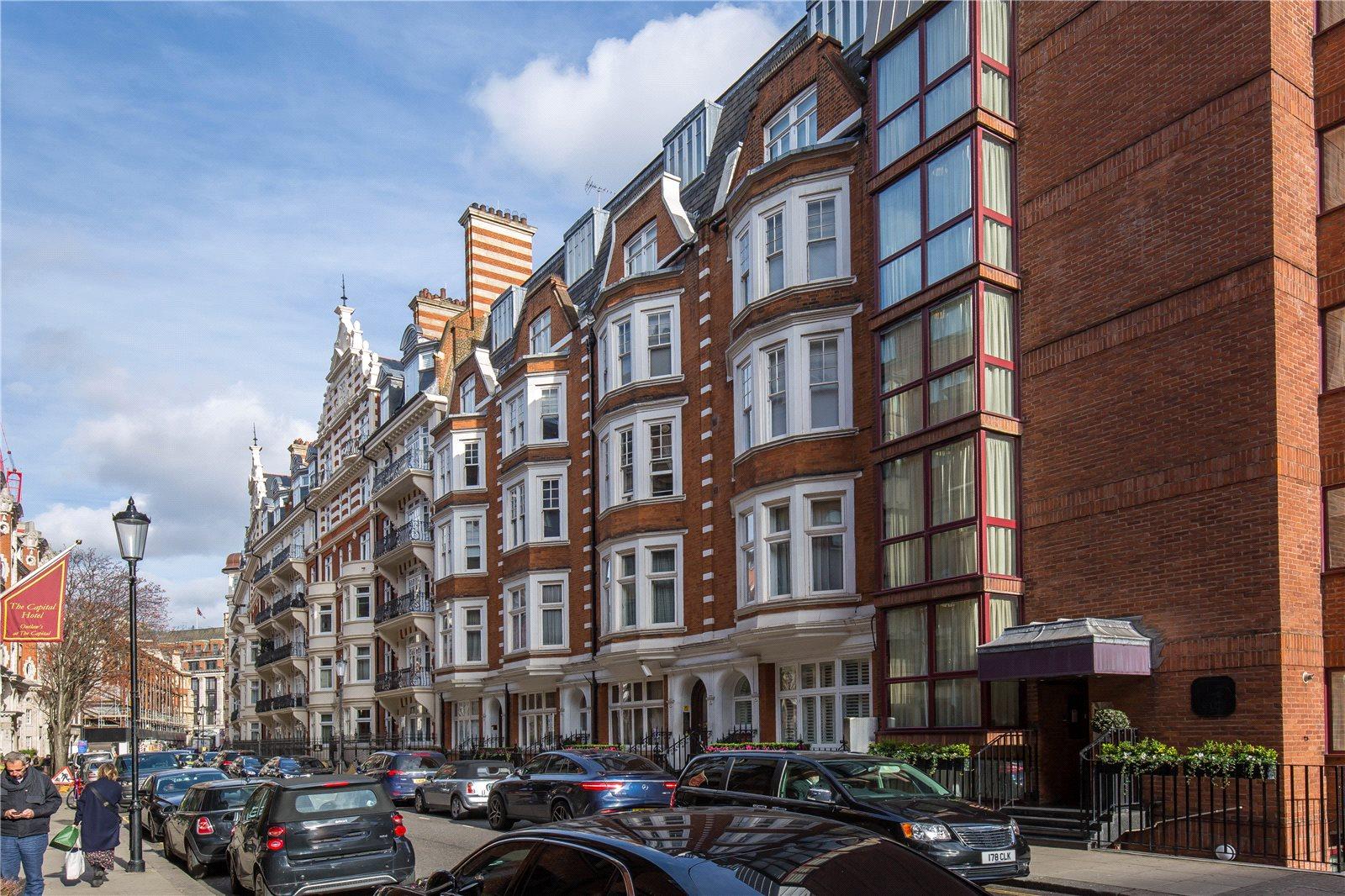 1 bedroom Apartment to rent - Martyn Gerrard