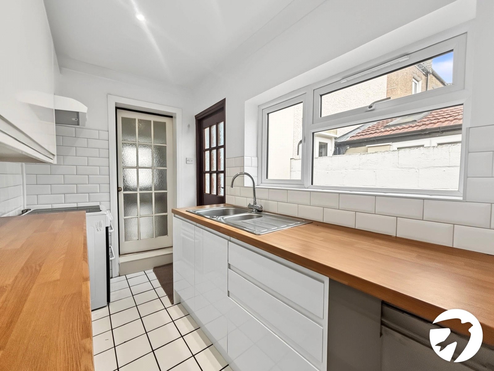 2 bedroom house to rent in Dartford | Robinson Jackson