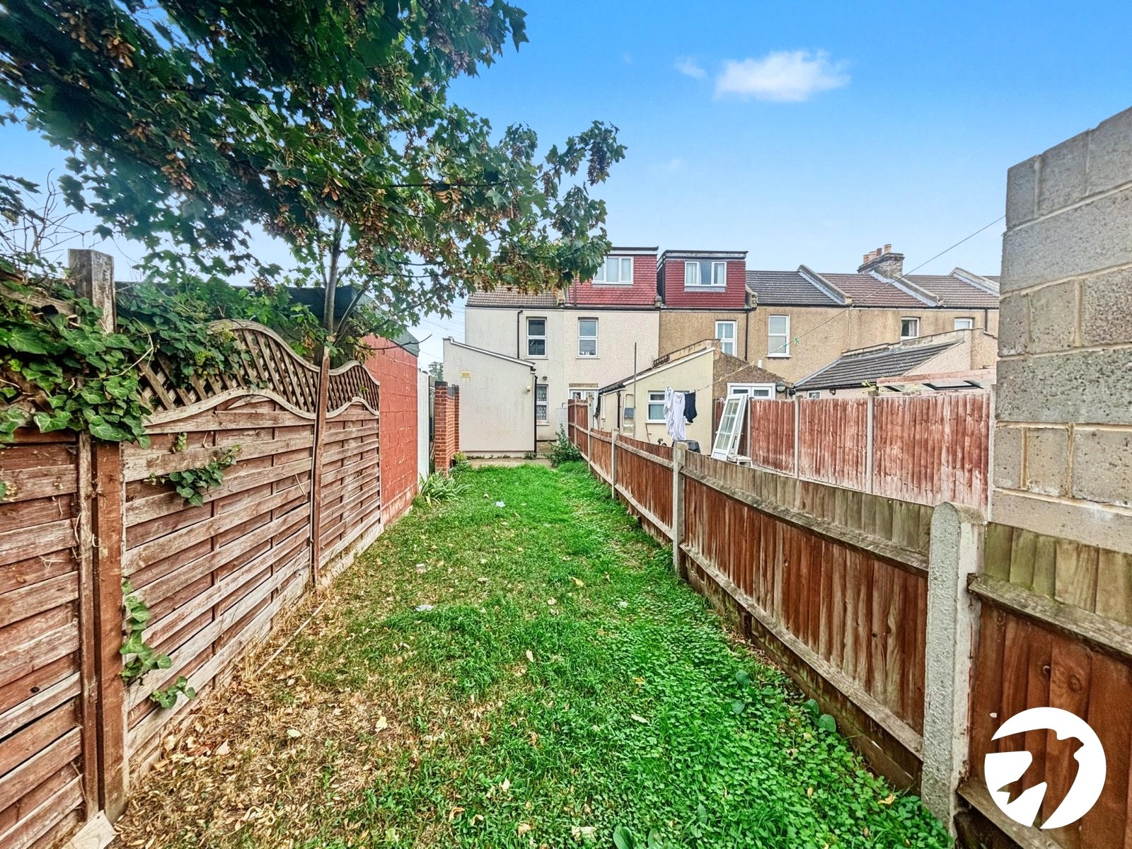 2 bedroom house to rent in Dartford | Robinson Jackson