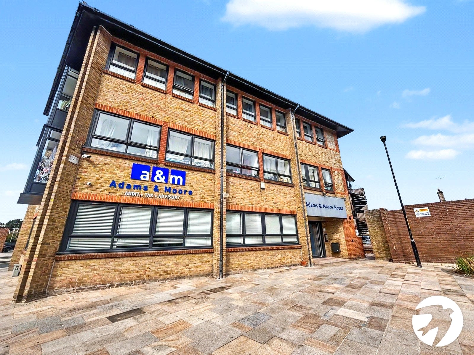 2 bedroom property to rent in Dartford | Robinson Jackson