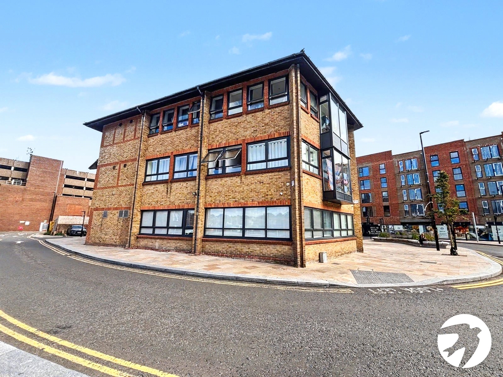 2 bedroom property to rent in Dartford | Robinson Jackson