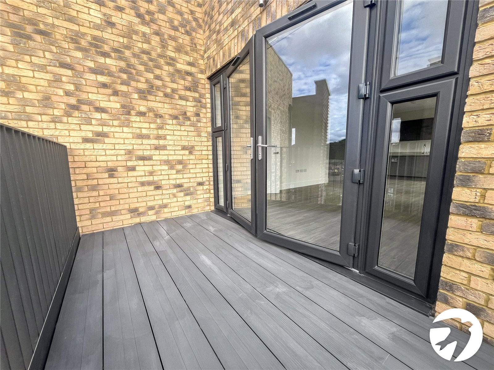 2 bedroom property to rent in Erith | Robinson Jackson
