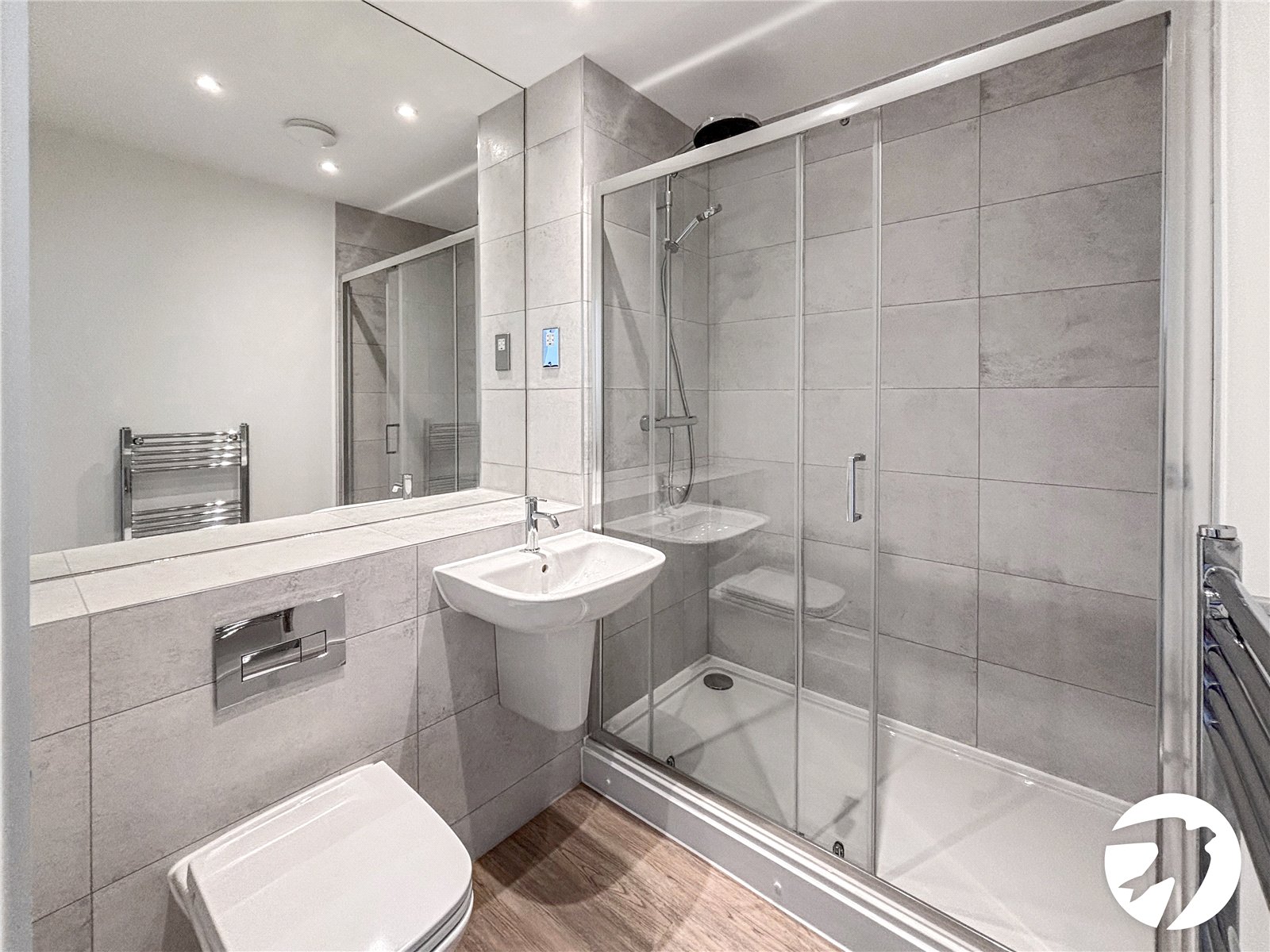 2 bedroom property to rent in Erith | Robinson Jackson