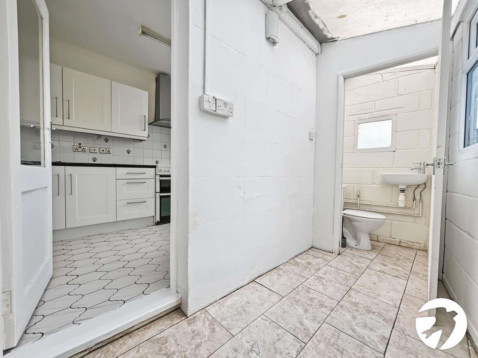 2 bedroom house to rent in Dartford | Robinson Jackson
