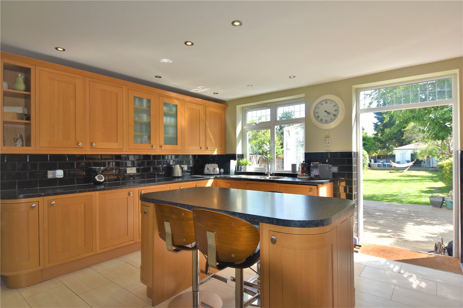 4 bedroom house to rent in Erith | Robinson Jackson