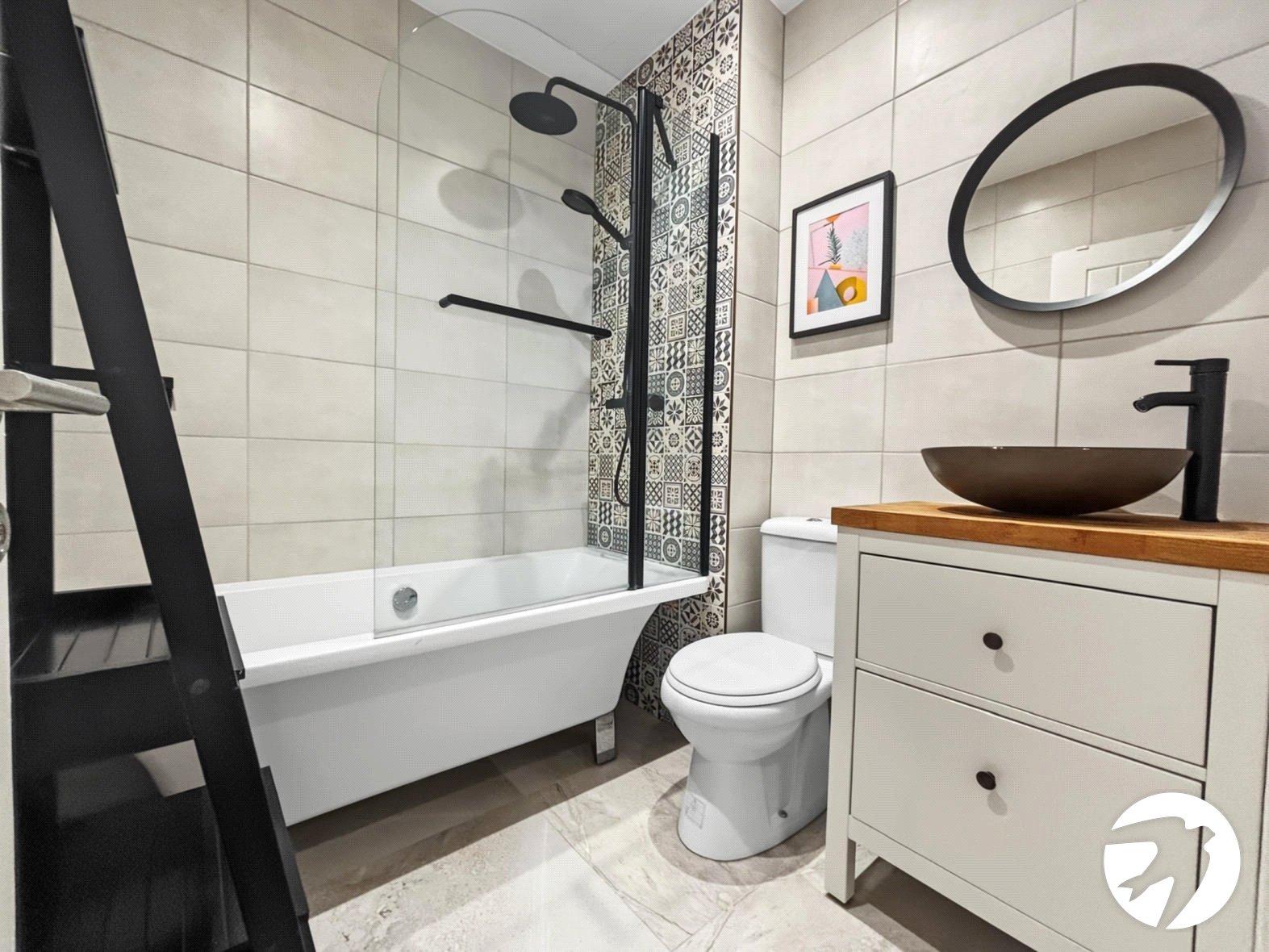 1 bedroom property to rent in Belvedere | Robinson Jackson