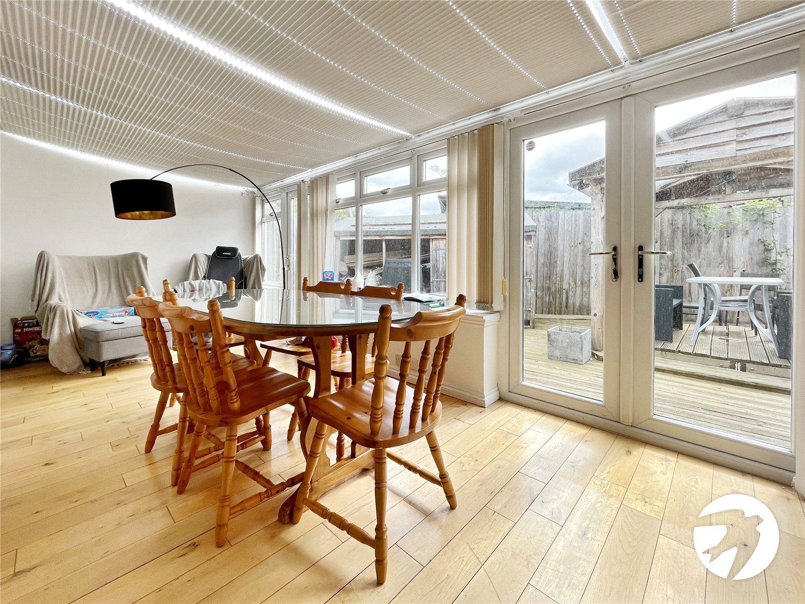 4 bedroom bungalow to rent in Bexleyheath | Robinson Jackson