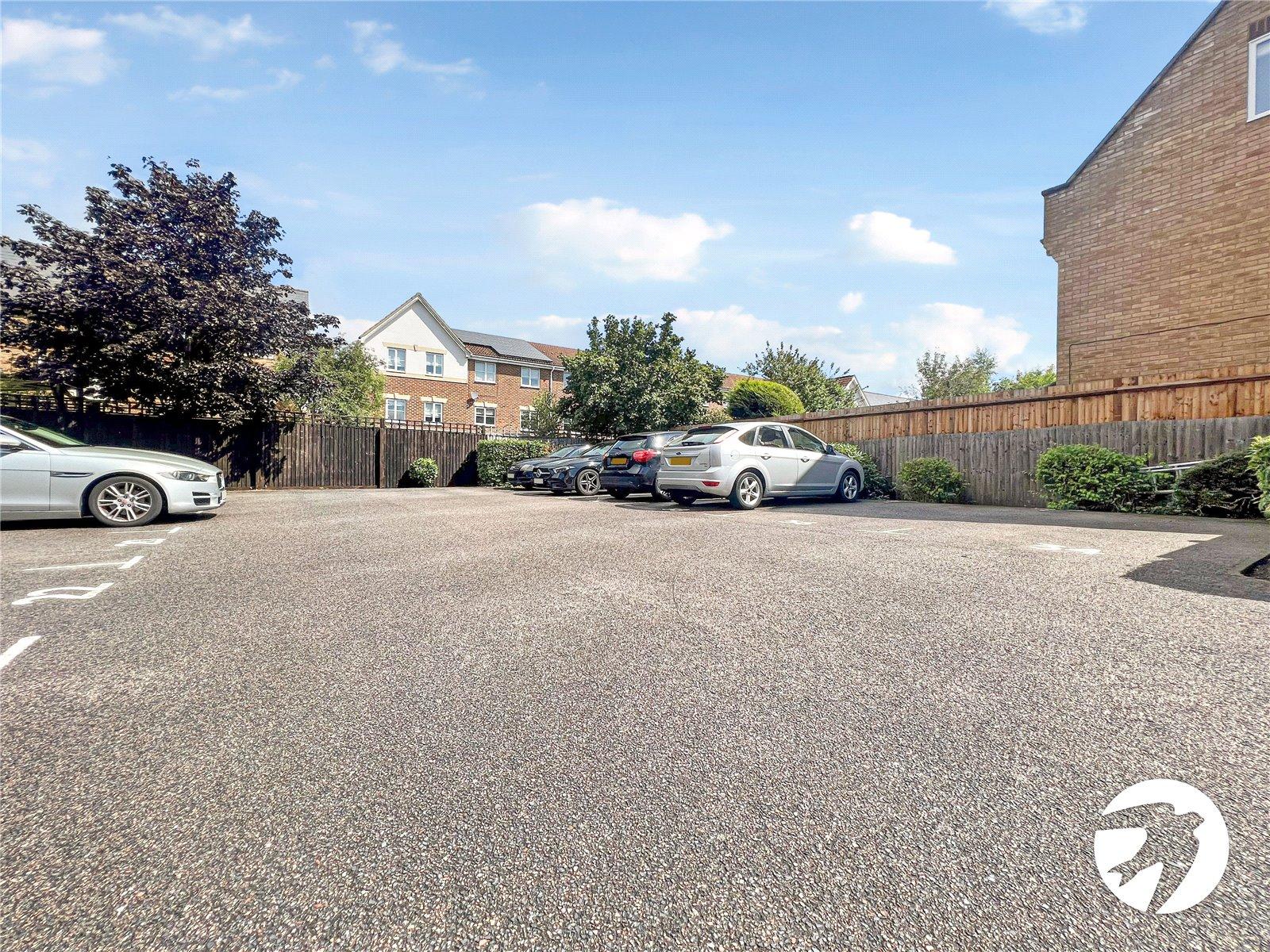 2 bedroom property to rent in Dartford | Robinson Jackson