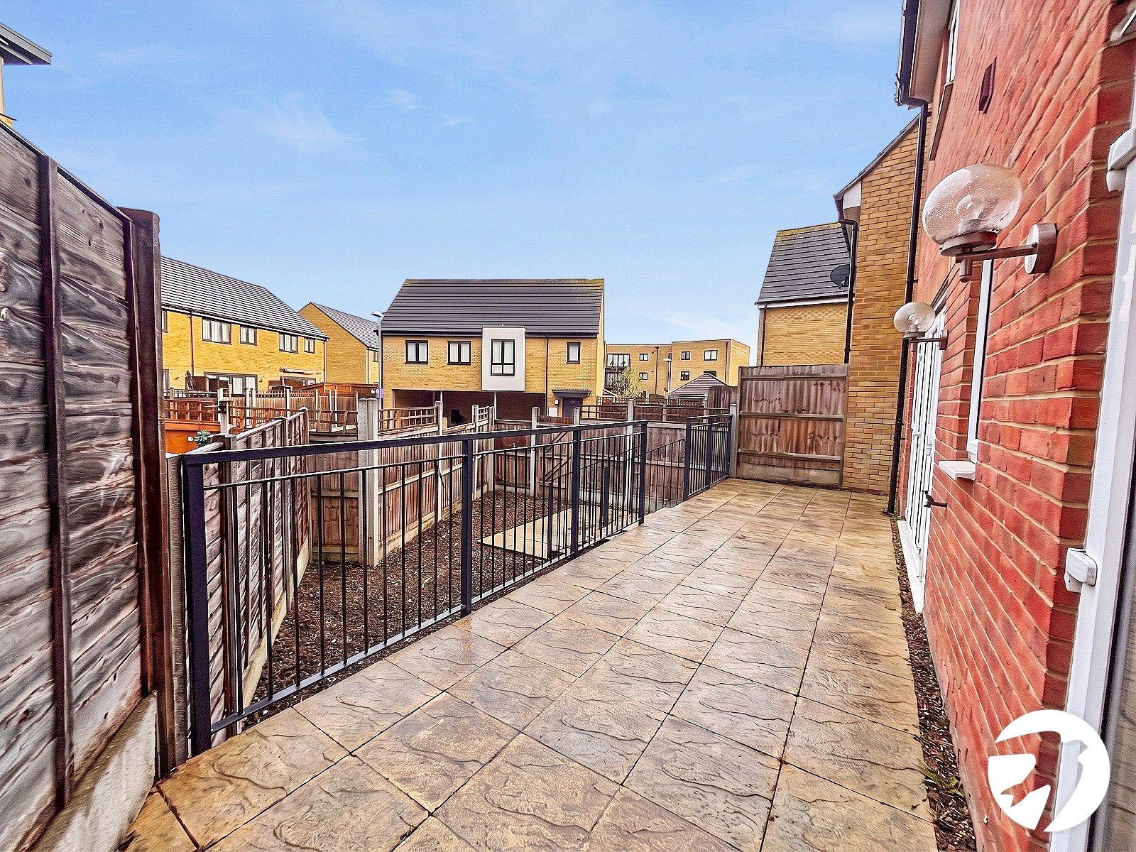3 bedroom house to rent in Dartford | Robinson Jackson