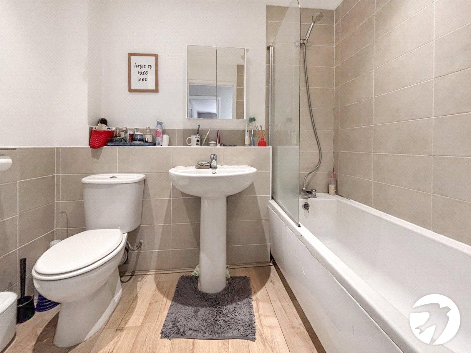 2 bedroom property to rent in Bexley | Robinson Jackson