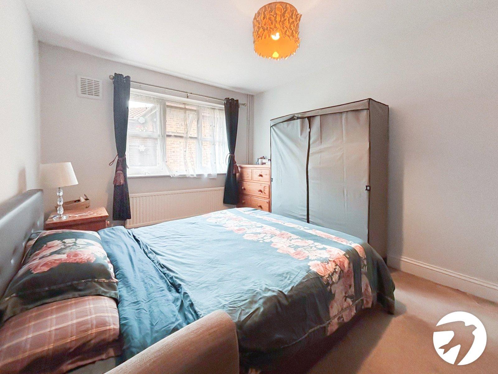 2 bedroom property to rent in Bexley | Robinson Jackson