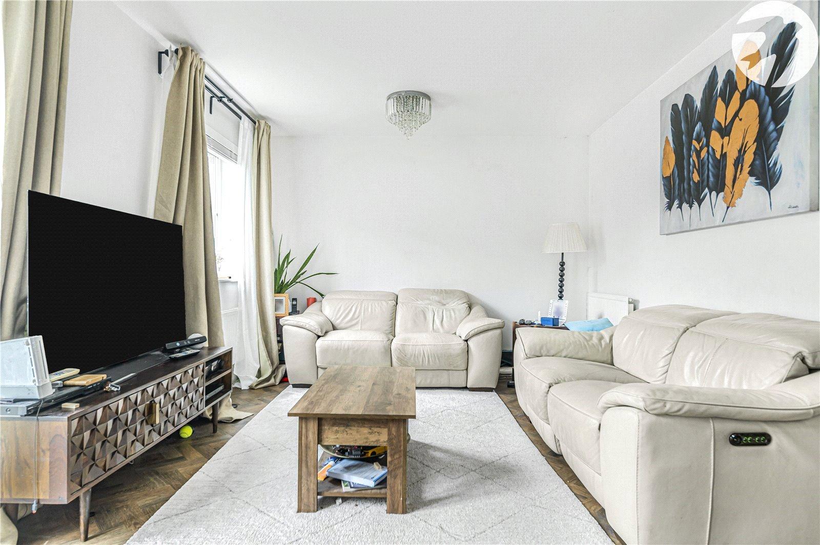 4 bedroom house to rent in Dartford | Robinson Jackson
