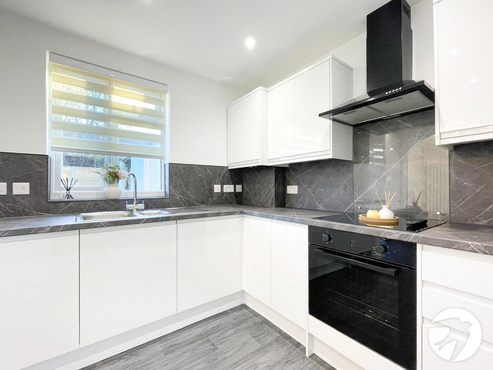 3 bedroom house to rent in  | Robinson Jackson