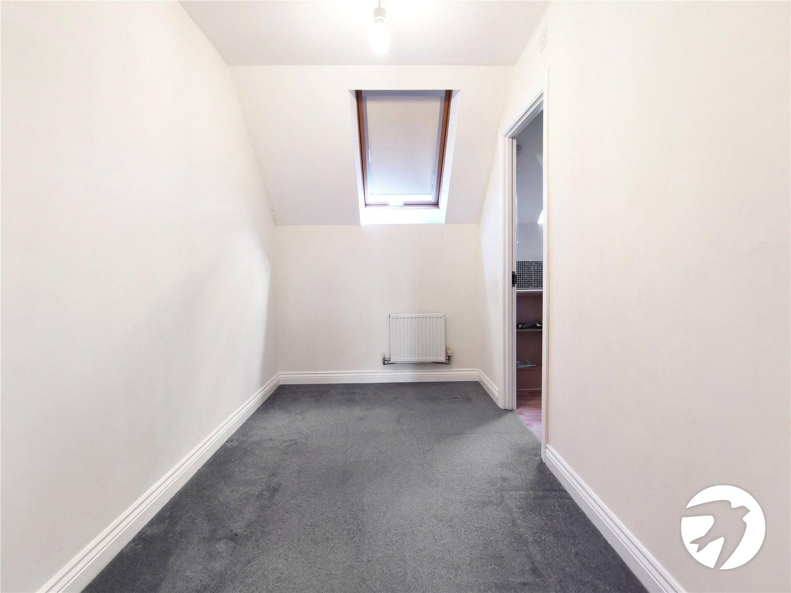 3 bedroom house to rent in King Edward Avenue | Robinson Jackson