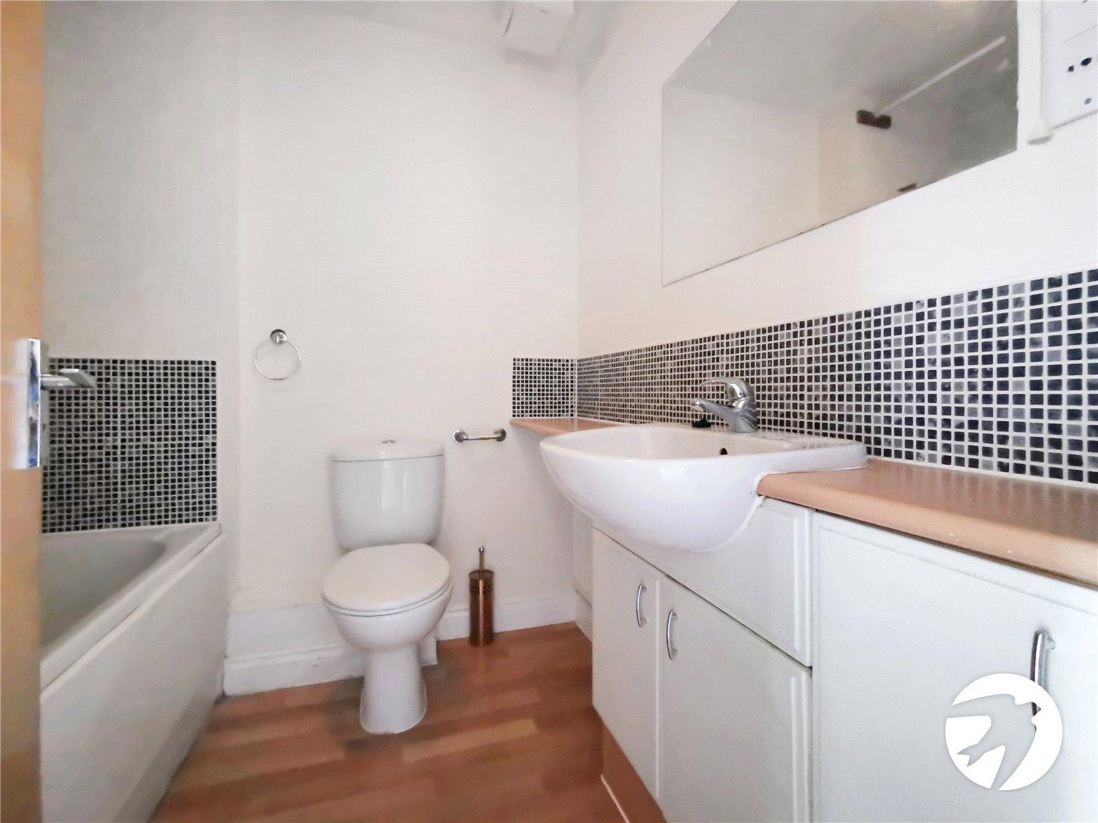 3 bedroom house to rent in King Edward Avenue | Robinson Jackson