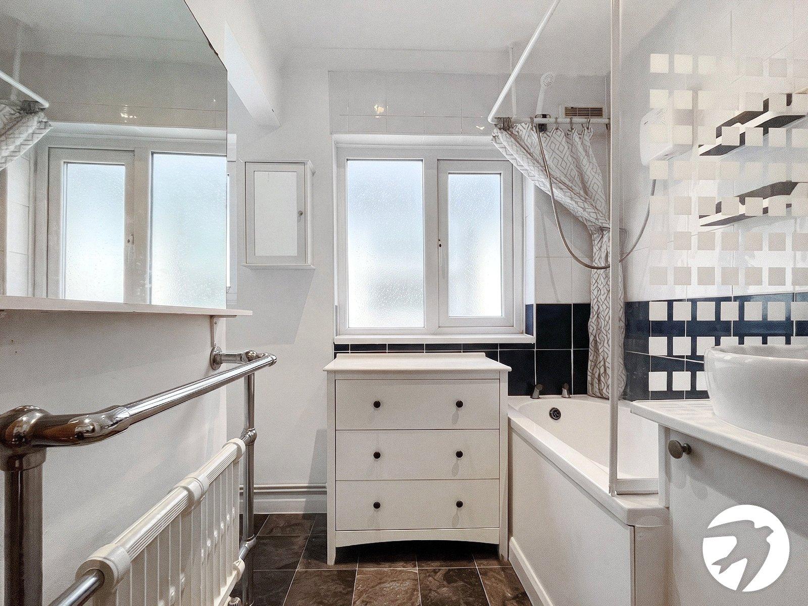 2 bedroom property to rent in  | Robinson Jackson