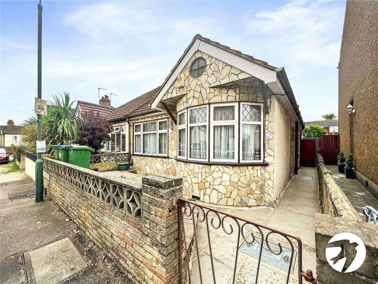 2 bedroom bungalow to rent in Belvedere | Robinson Jackson
