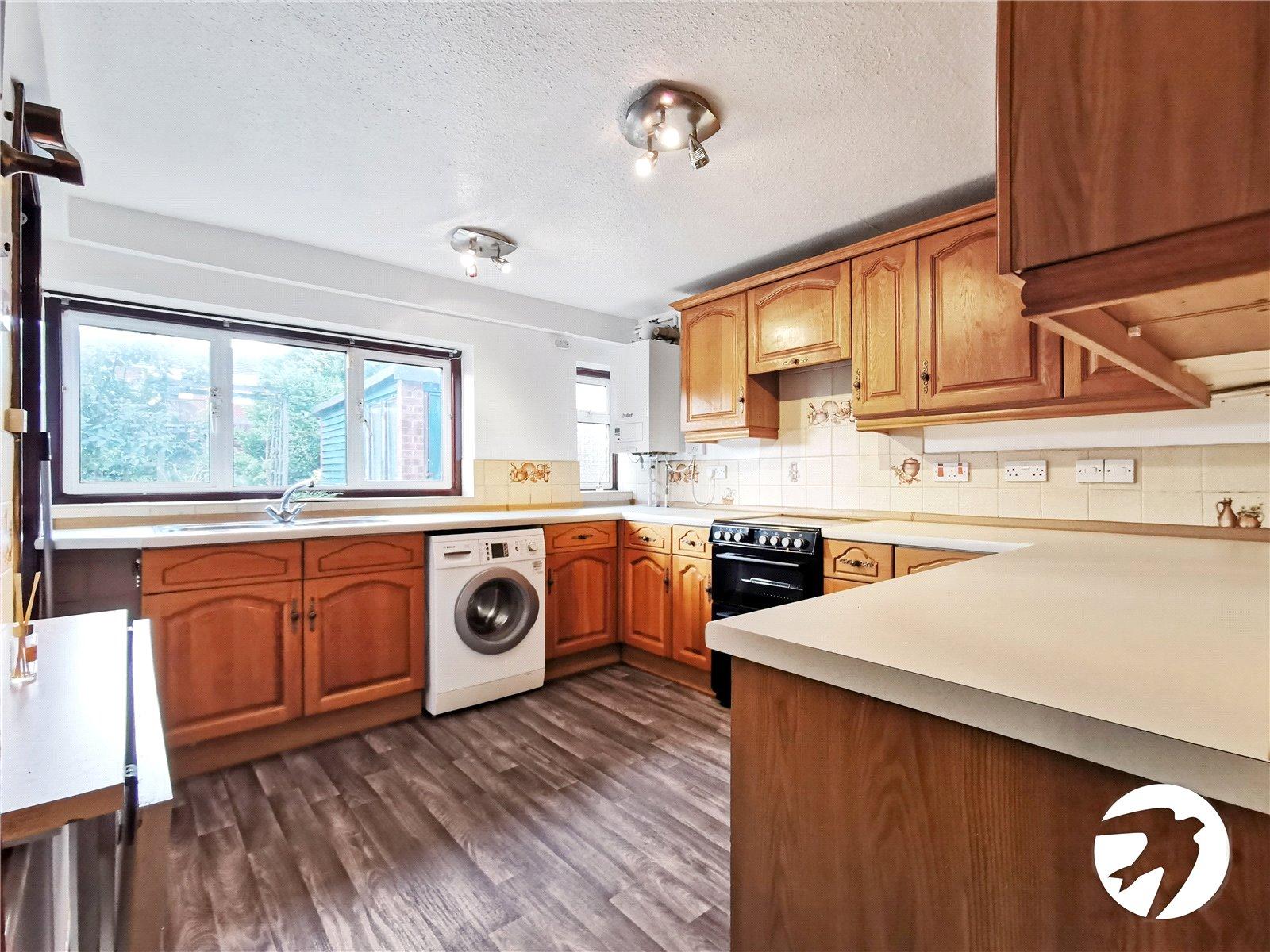 2 bedroom bungalow to rent in Belvedere | Robinson Jackson