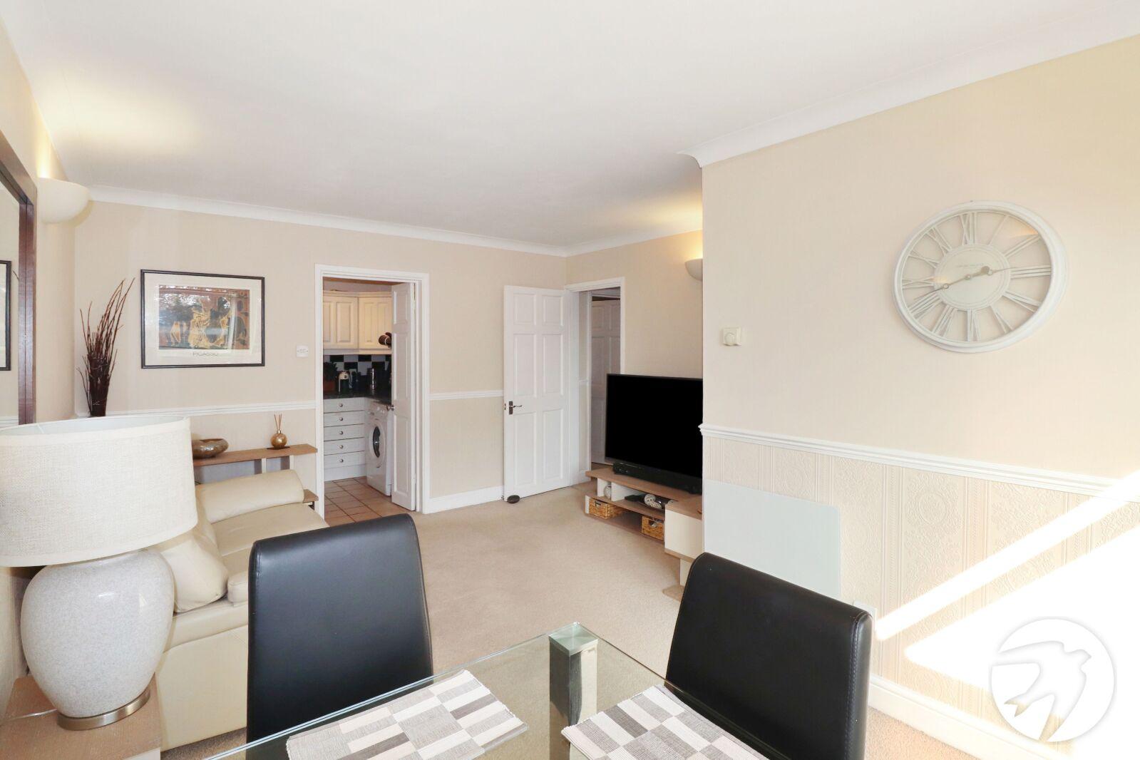 2 bedroom property for sale in  | Robinson Jackson